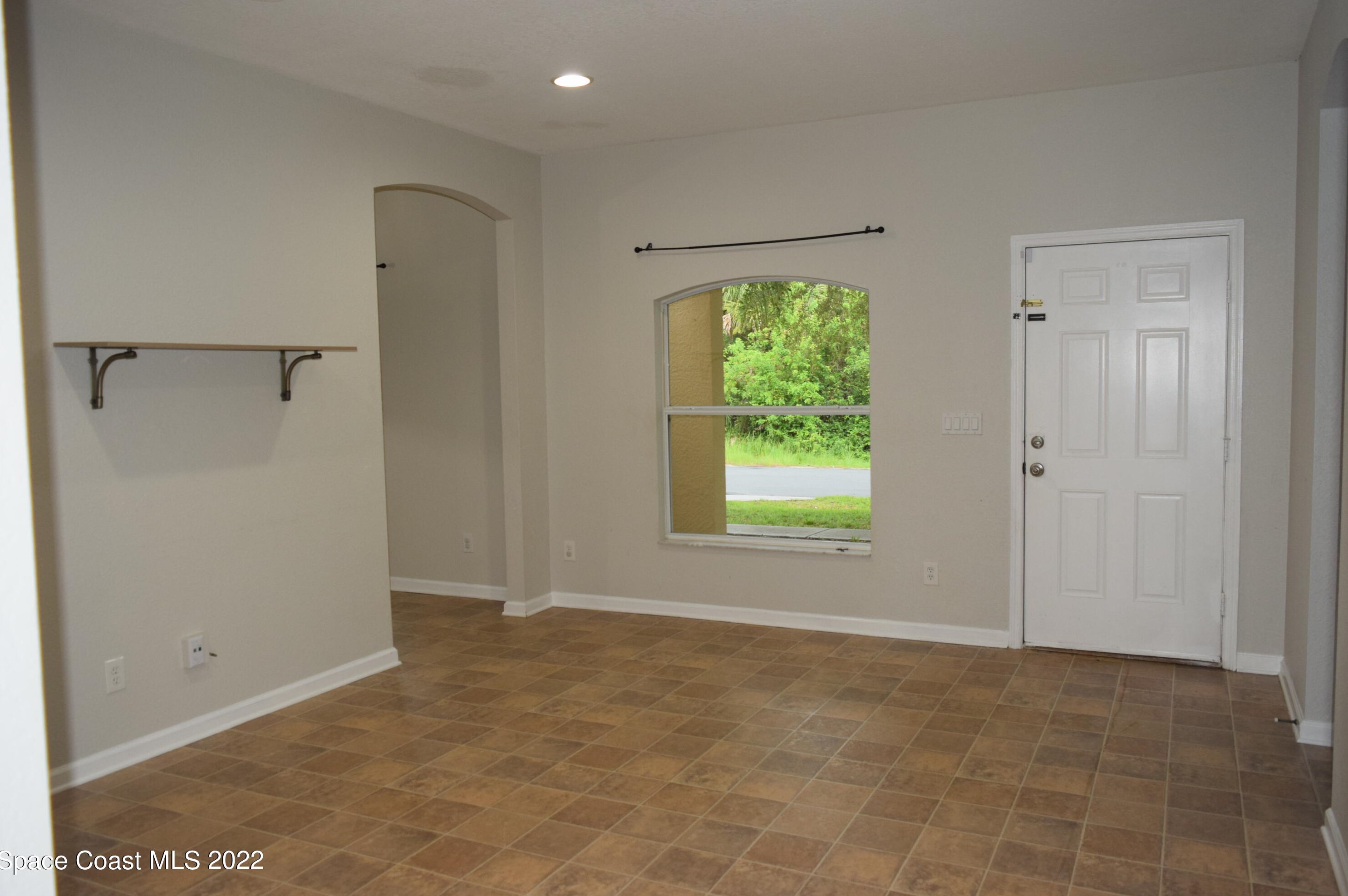 271 Titan Rd, Melbourne, FL 32909-8234