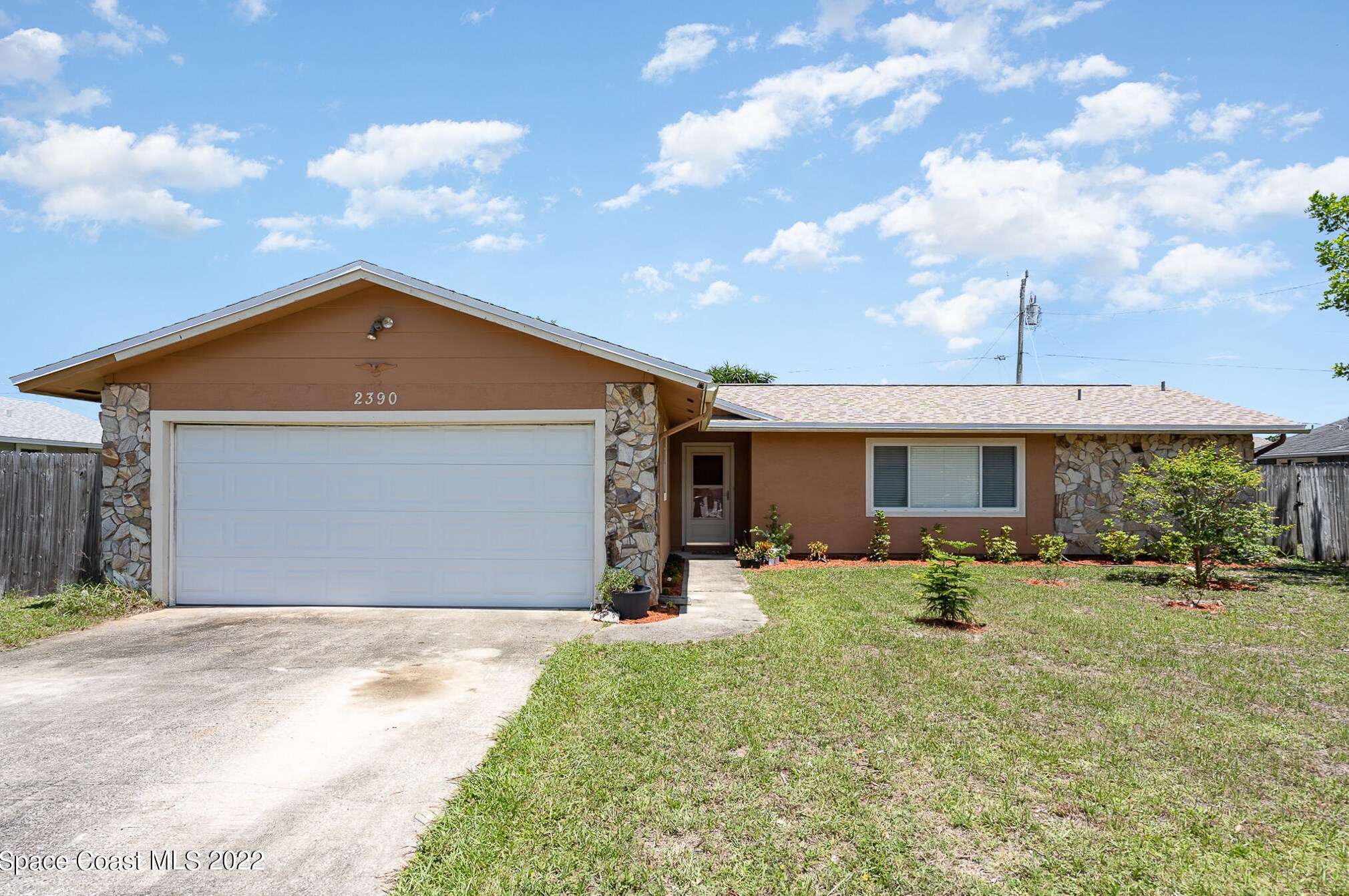 2390 Jason St, Merritt Island, FL 32952-5465