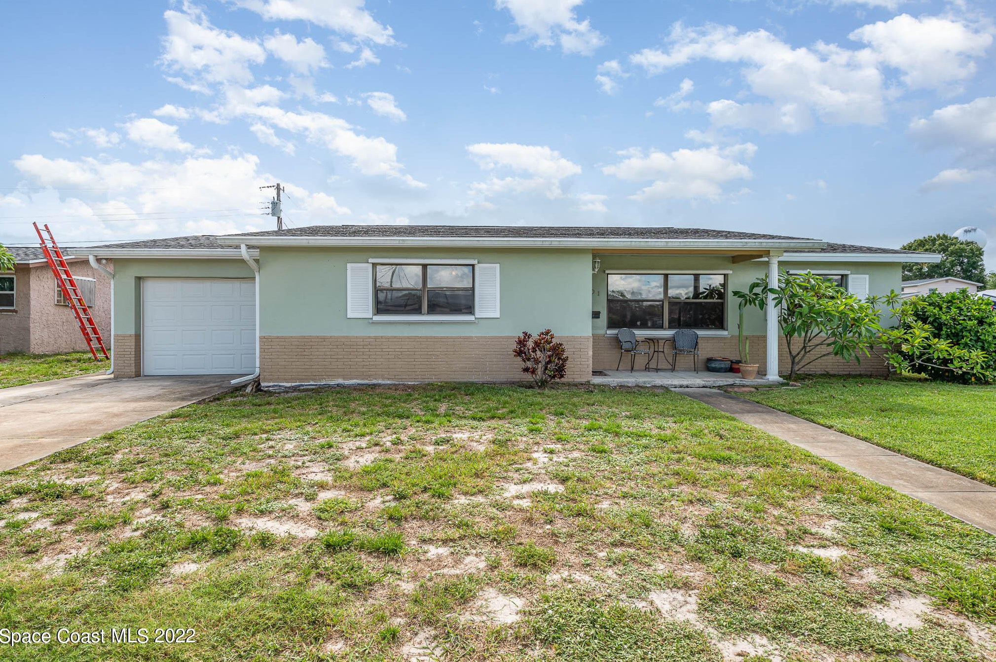 501 Oxford Ave, Melbourne, FL 32935-3009