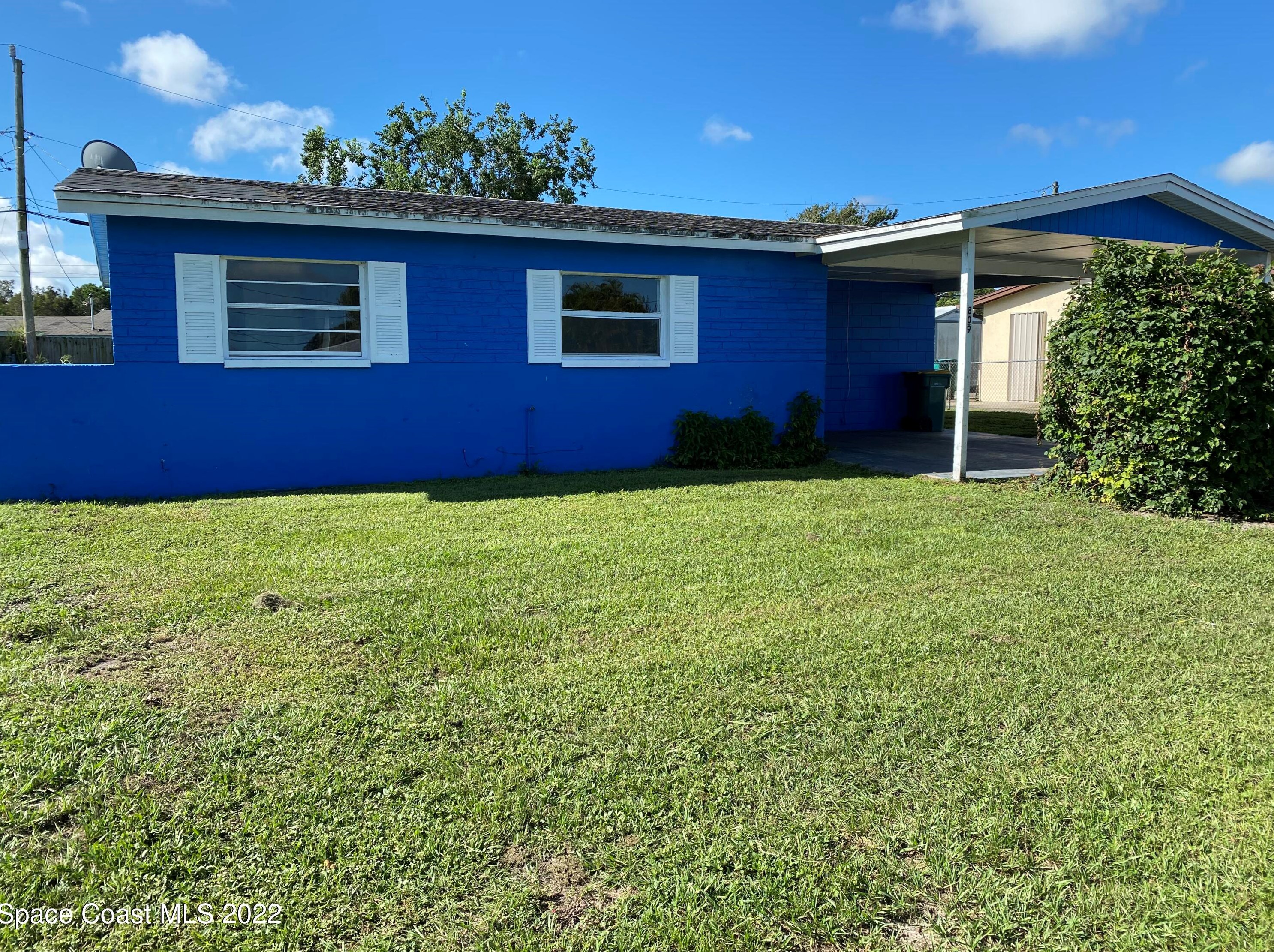 809 Poplar Ln, Melbourne, FL 32901-7943