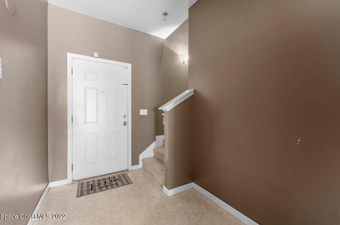 2775 Revolution St, Melbourne, FL 32935-3884