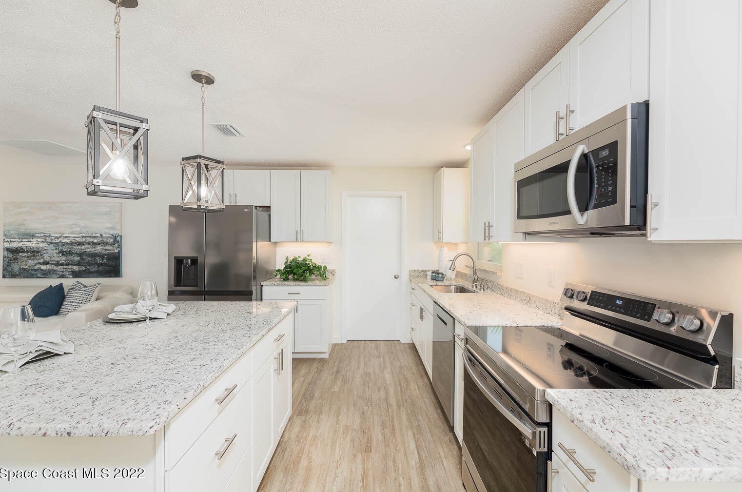 557 Ixora Dr, Melbourne FL  32935-6334 exterior