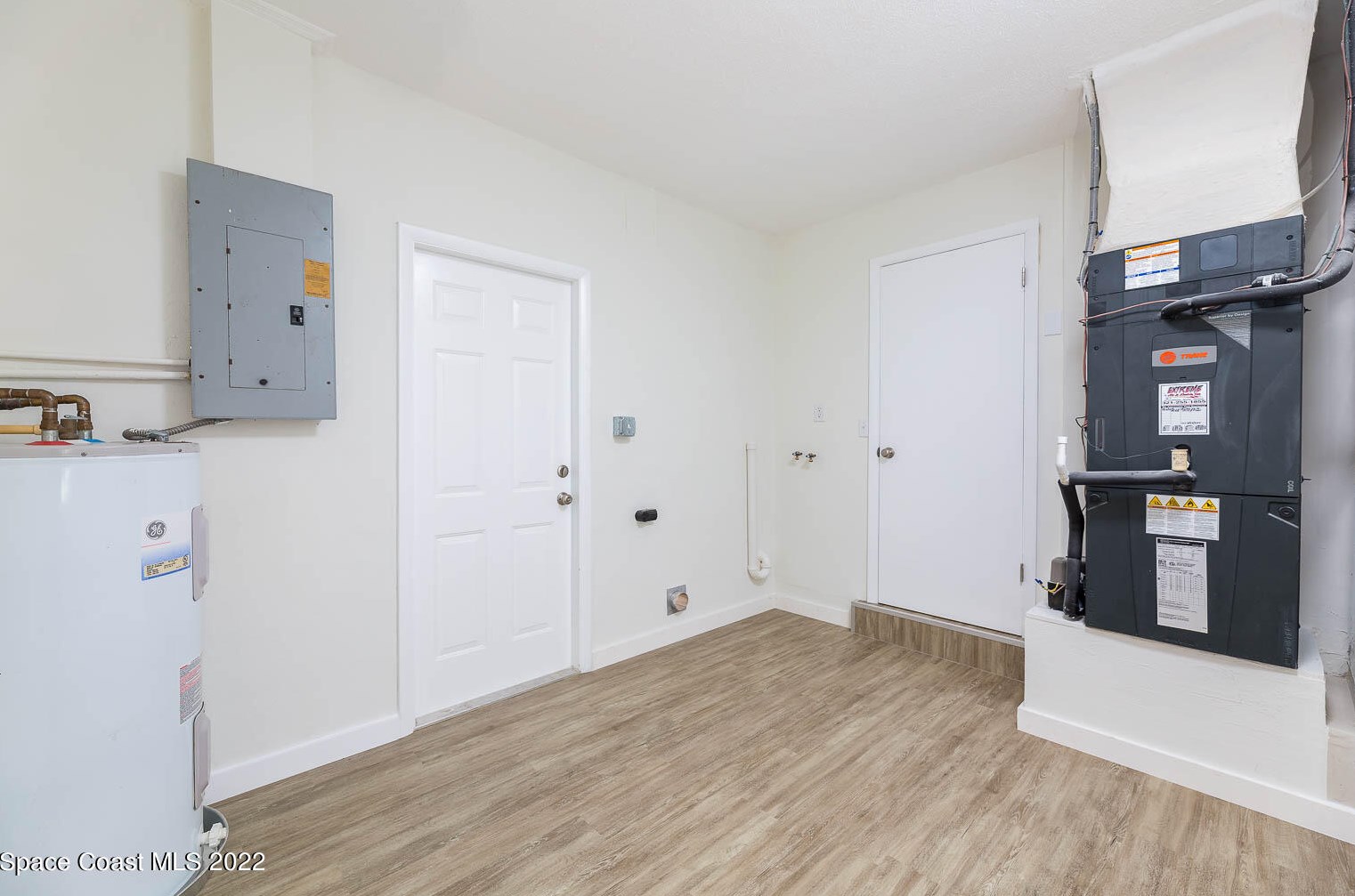 557 Ixora Dr, Melbourne FL  32935-6334 exterior