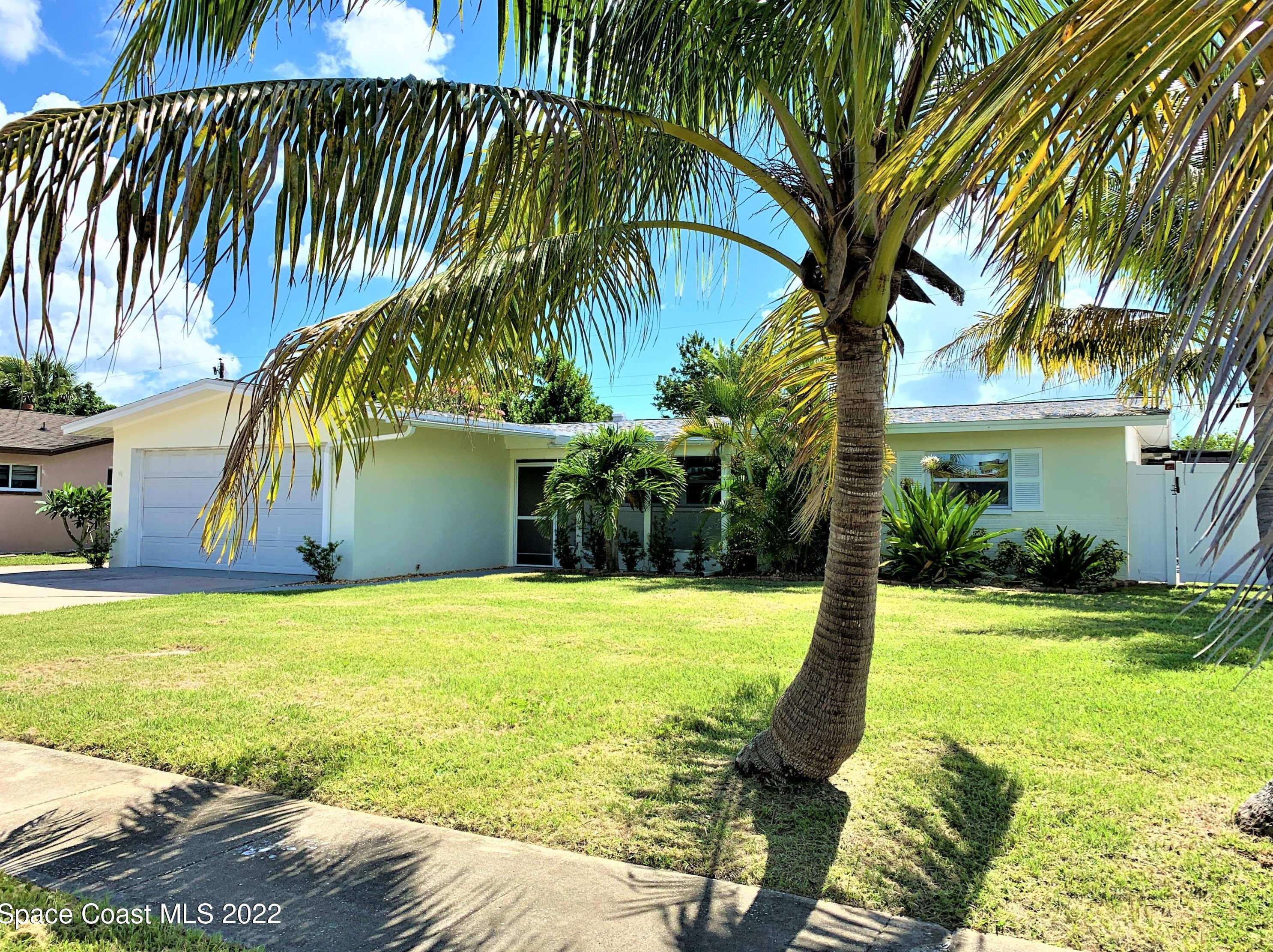 810 1st St, Merritt Island FL  32953-2403 exterior