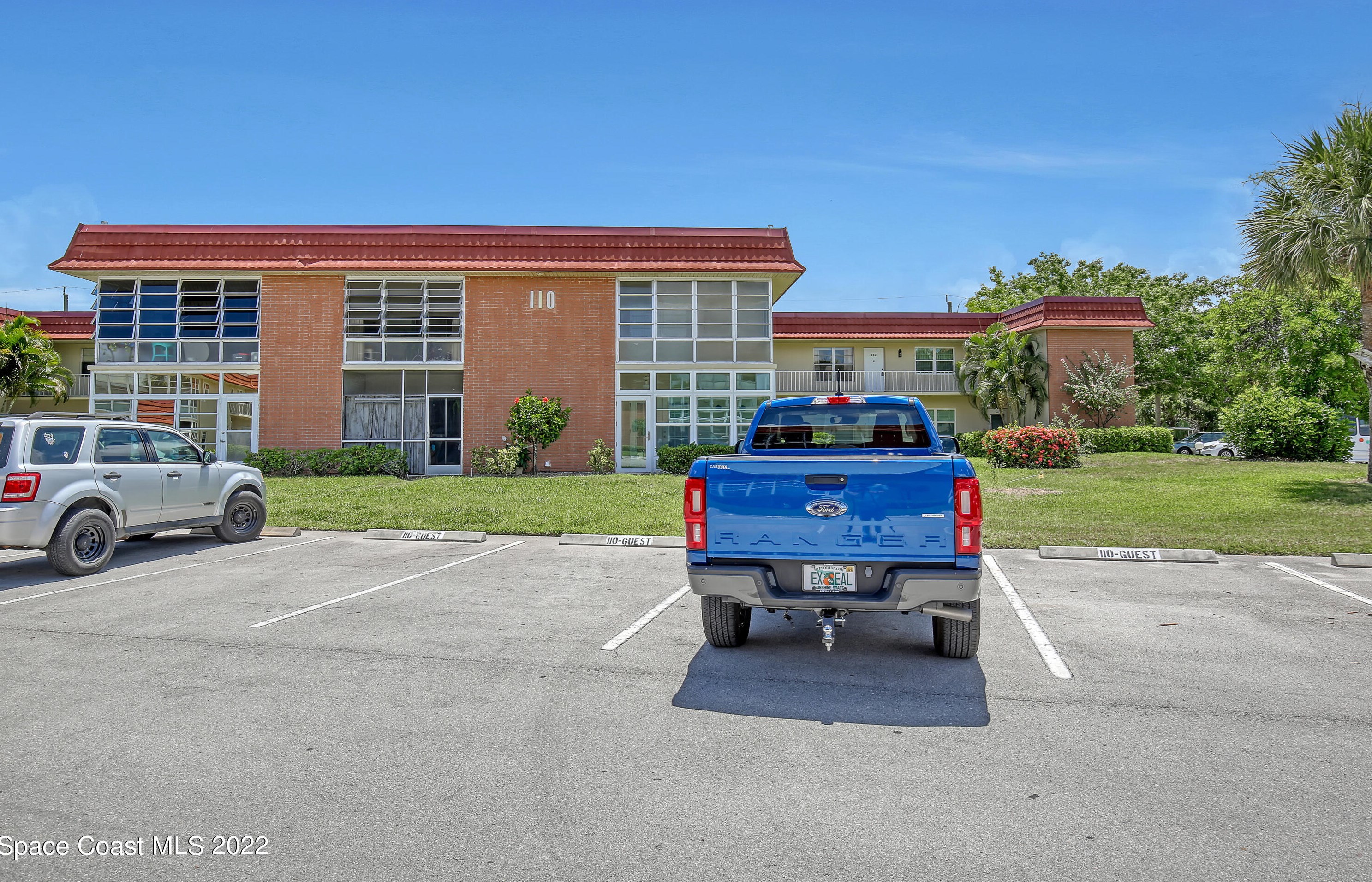 110 Spring Lake Ct #202, Vero Beach, FL 32962