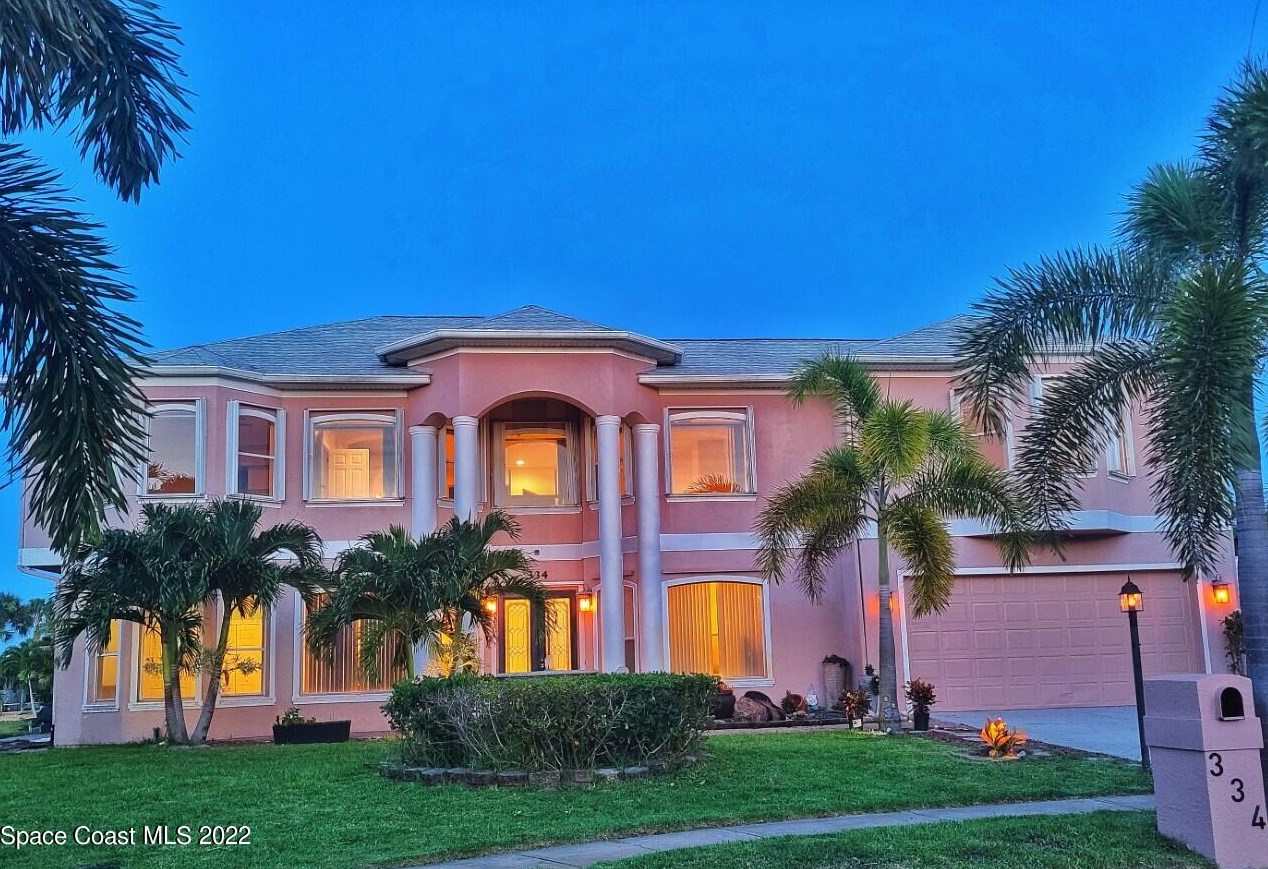334 Island Dr, Melbourne, FL 32951-3272