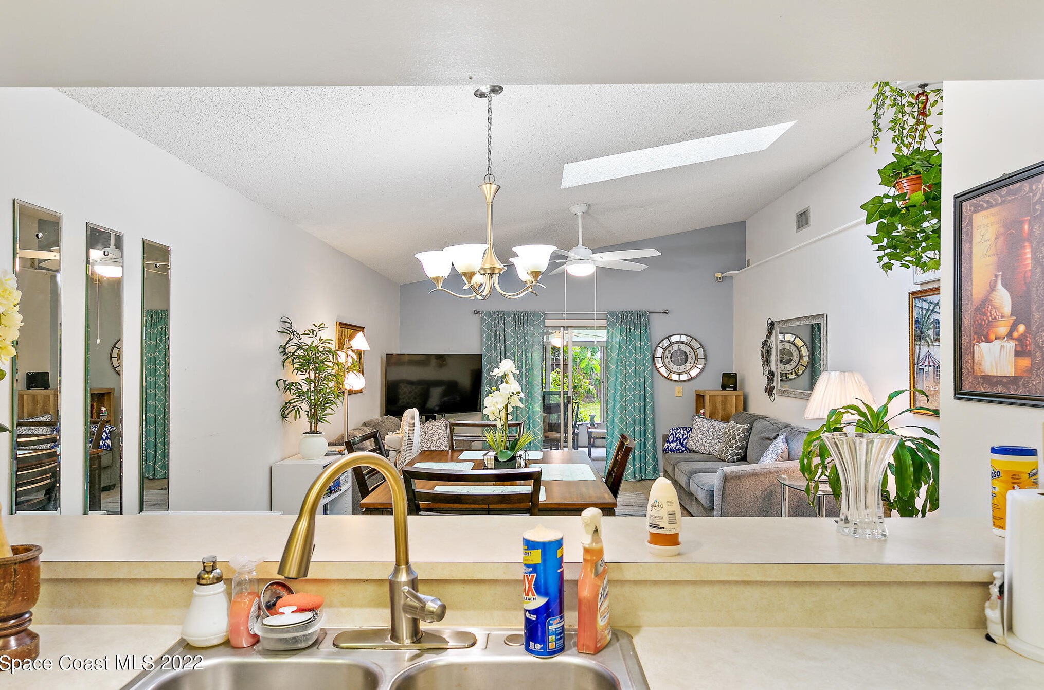 3985 Bayberry Dr, Melbourne FL 32901-8456 exterior