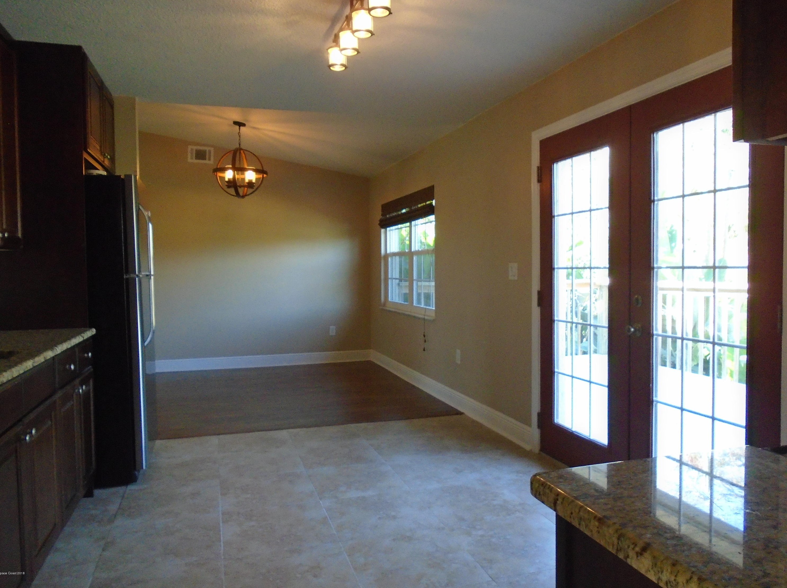 48 Burlington Ave, Melbourne, FL 32955