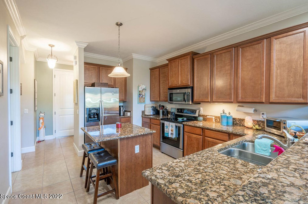 1016 Steven Patrick Ave, Melbourne FL  32937-4276 exterior