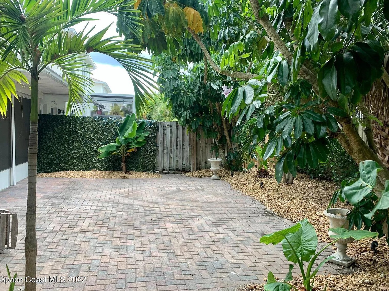 235 Coastal Hill Dr, Melbourne, FL 32937-2759