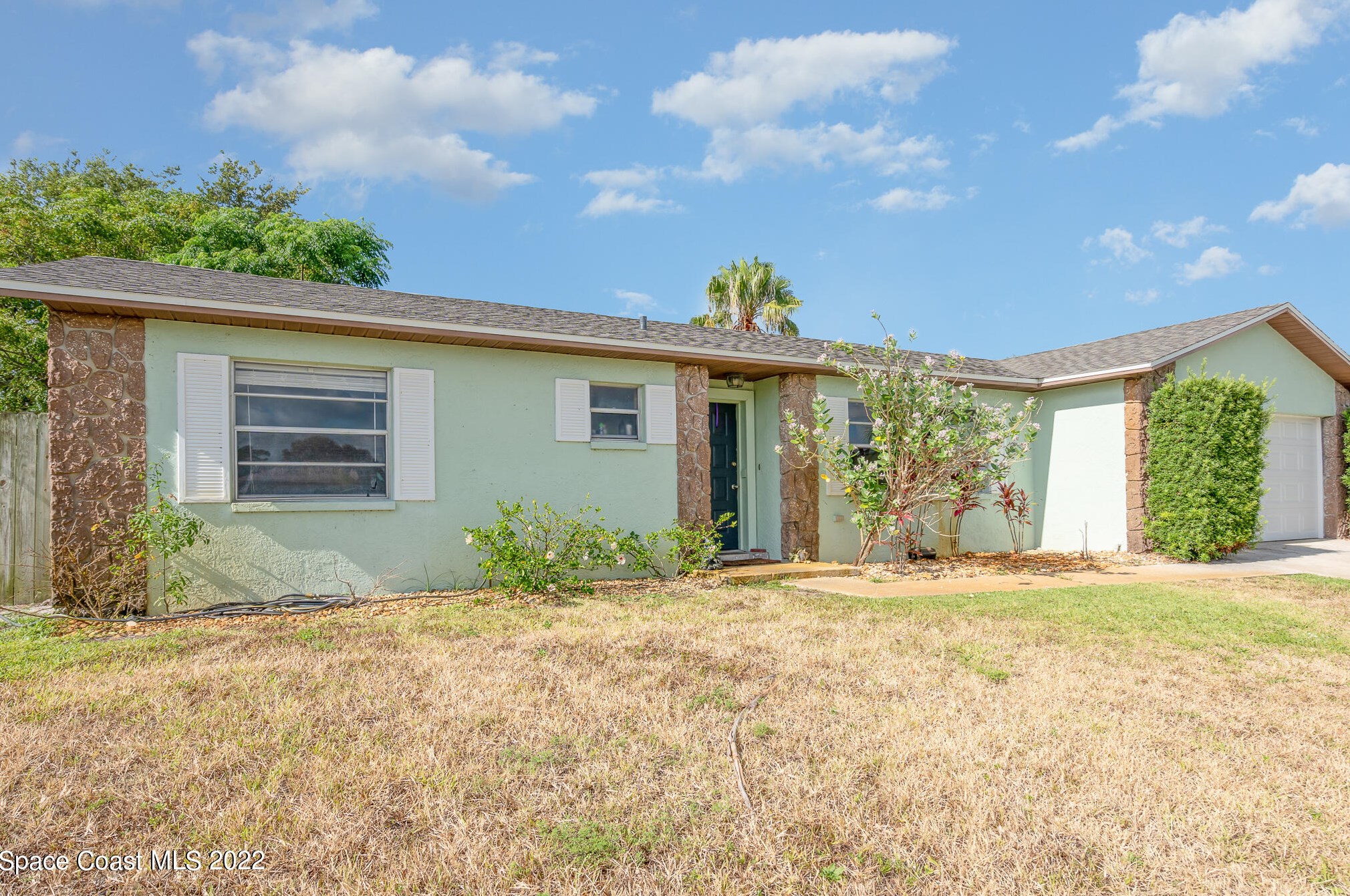 1503 Spring Dr, Melbourne, FL 32935-5352