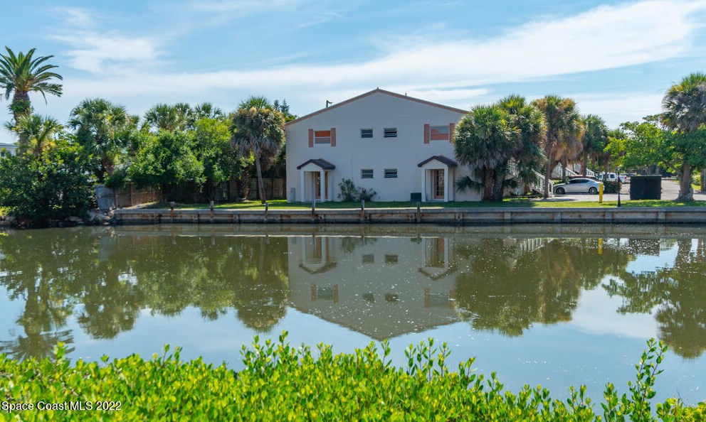 35 Marina Isles Blvd, Melbourne, FL 32937-5302