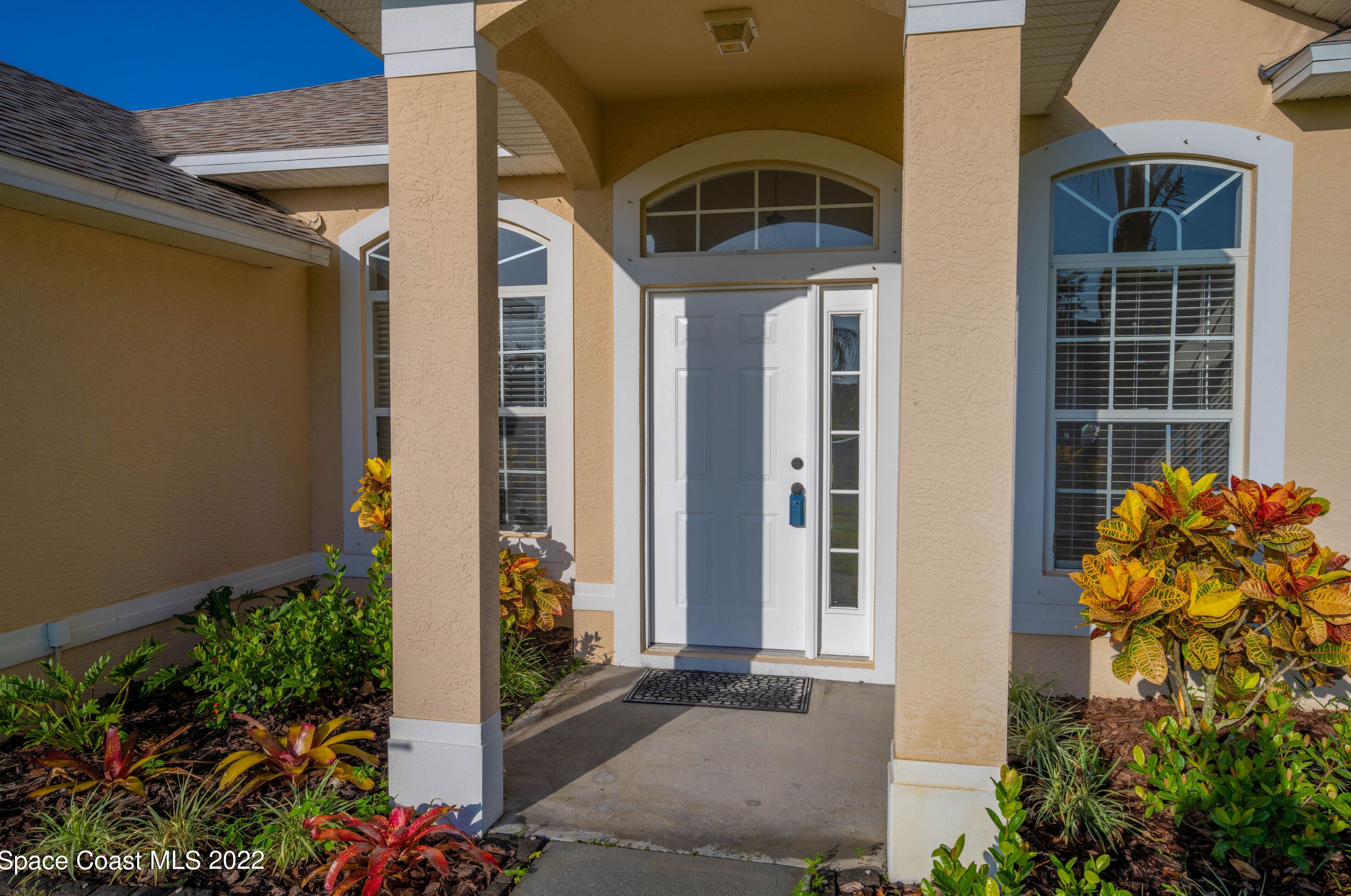 904 Tavernier Cir, Melbourne, FL 32905-6350