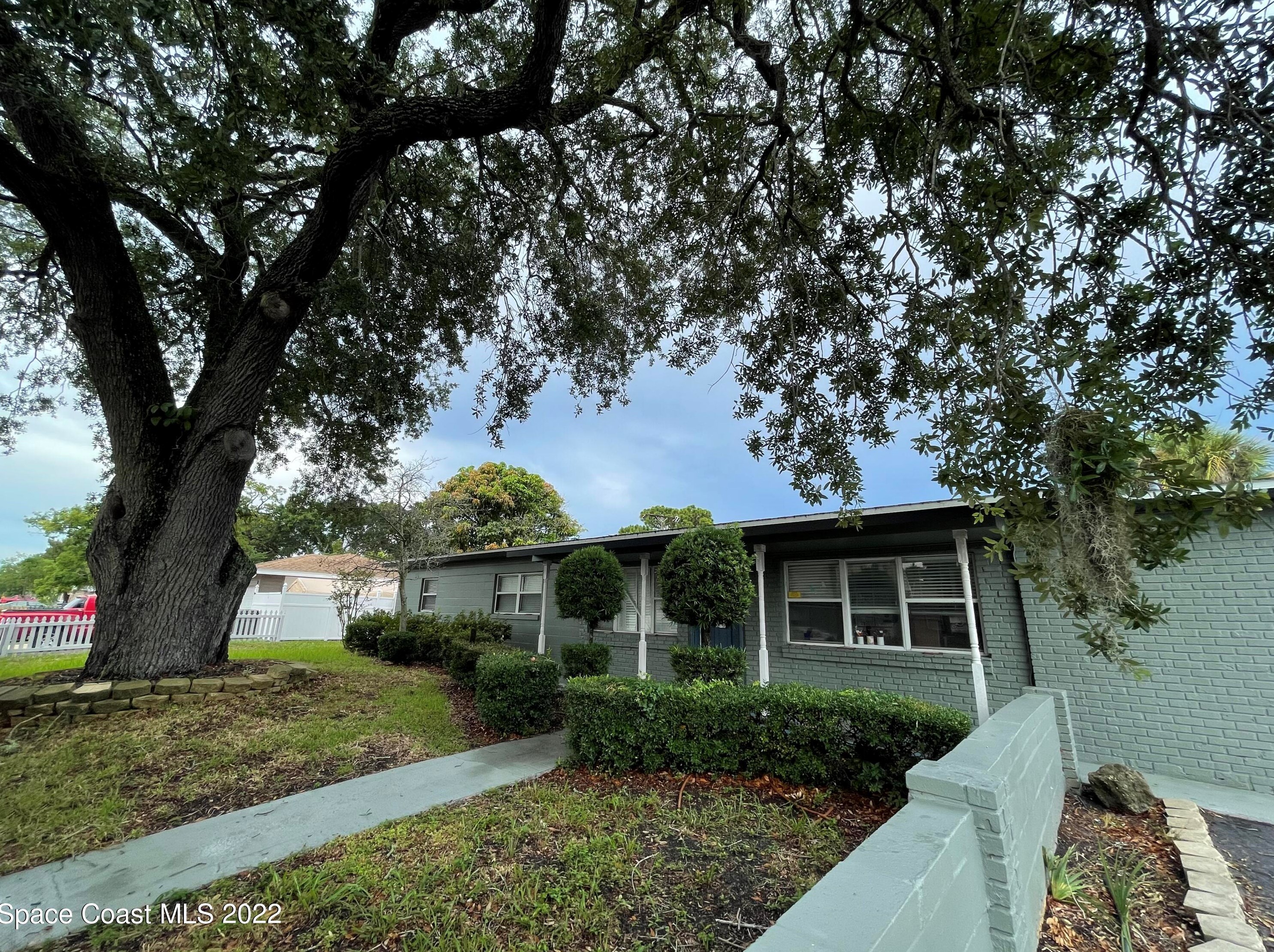 5 N Deleon Ave, Titusville, FL 32796
