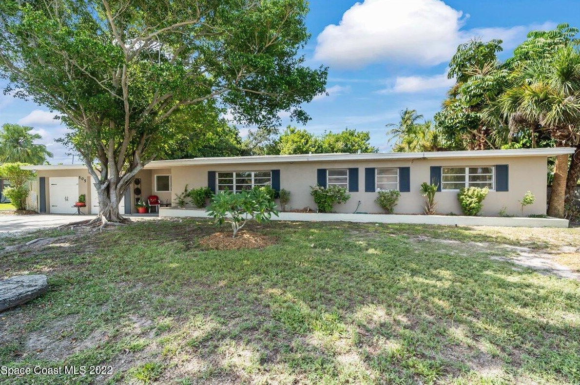 505 Banyan Way, Melbourne FL  32951-2101 exterior