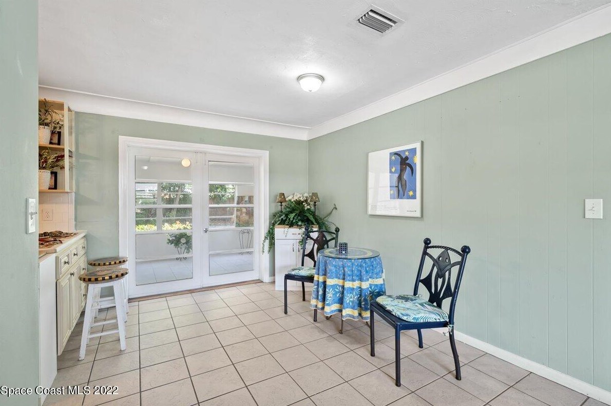 505 Banyan Way, Melbourne FL  32951-2101 exterior