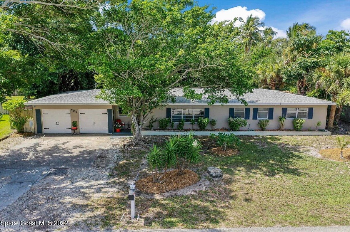 505 Banyan Way, Melbourne, FL 32951-2101