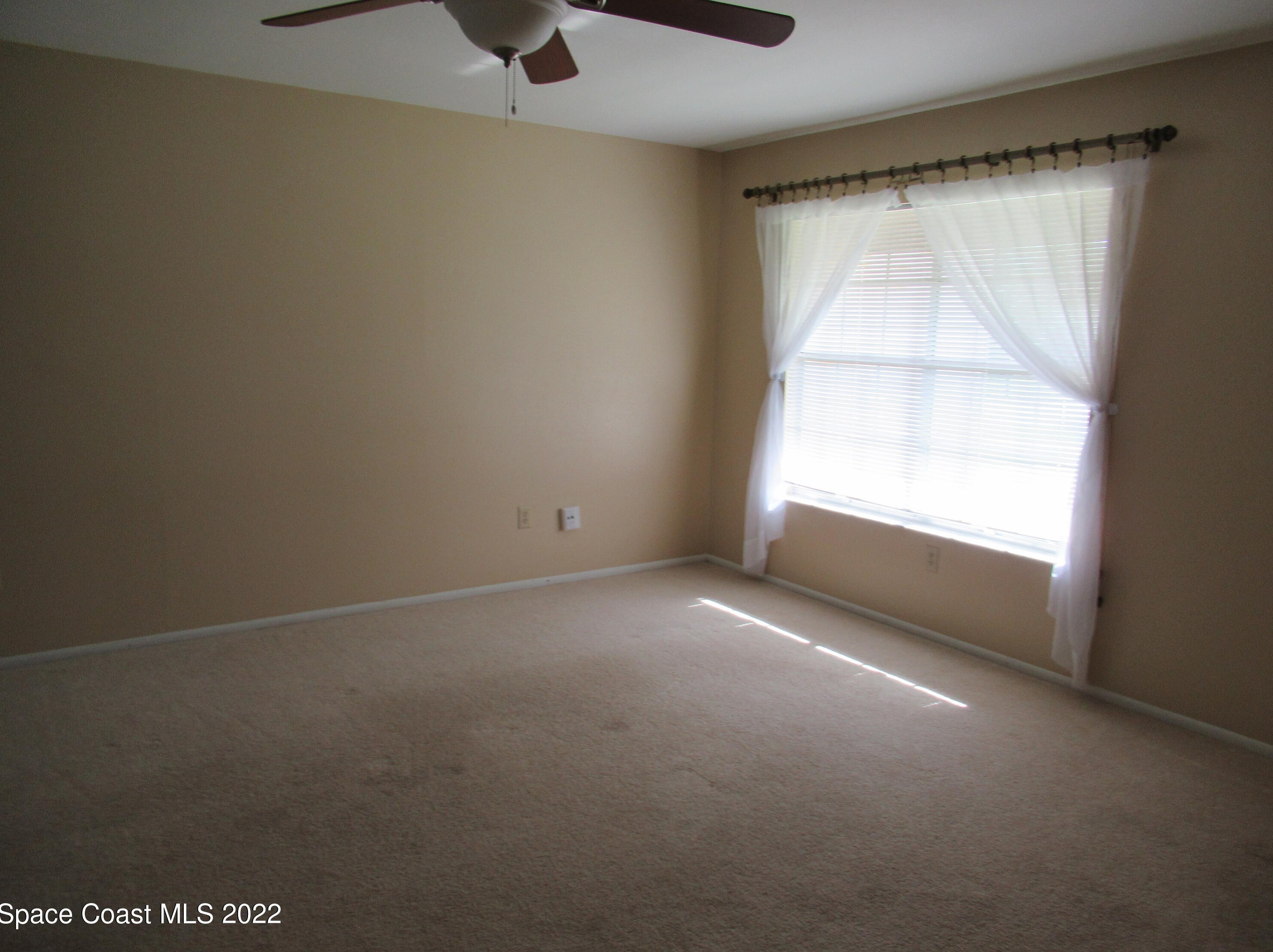 971 Hooper Ave Ne, Melbourne, FL 32905