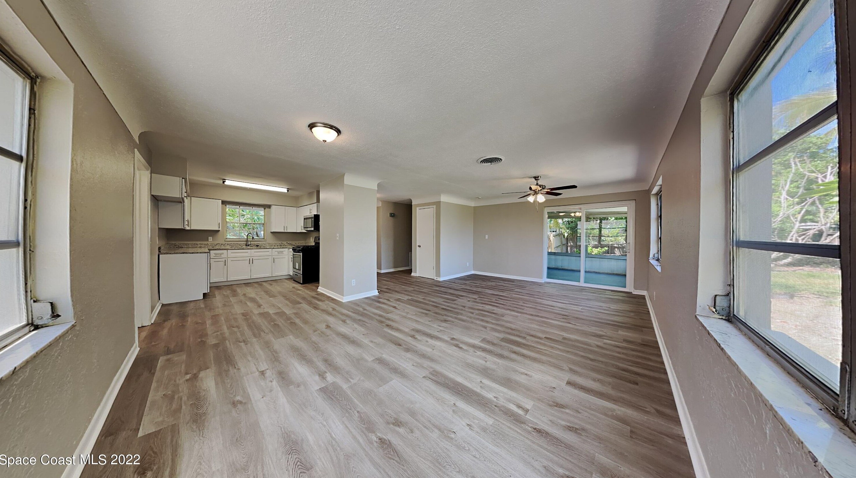 350 Carrousel Ct, Merritt Island, FL 32952