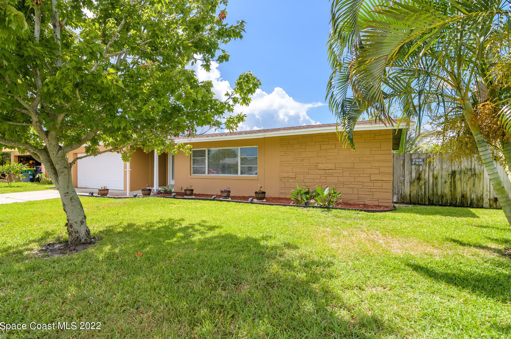 1505 Central Ave, Merritt Island FL 32952-5677 exterior