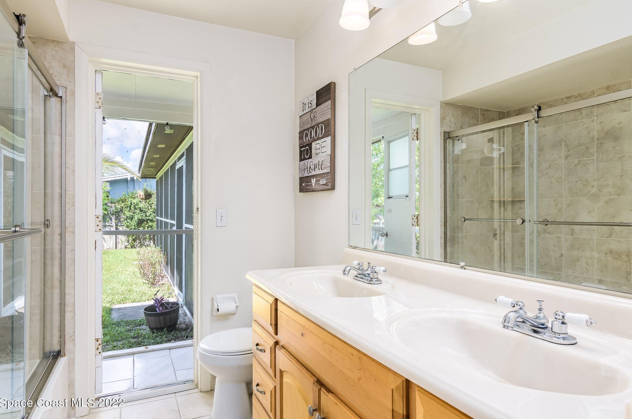 1505 Central Ave, Merritt Island FL 32952-5677 exterior