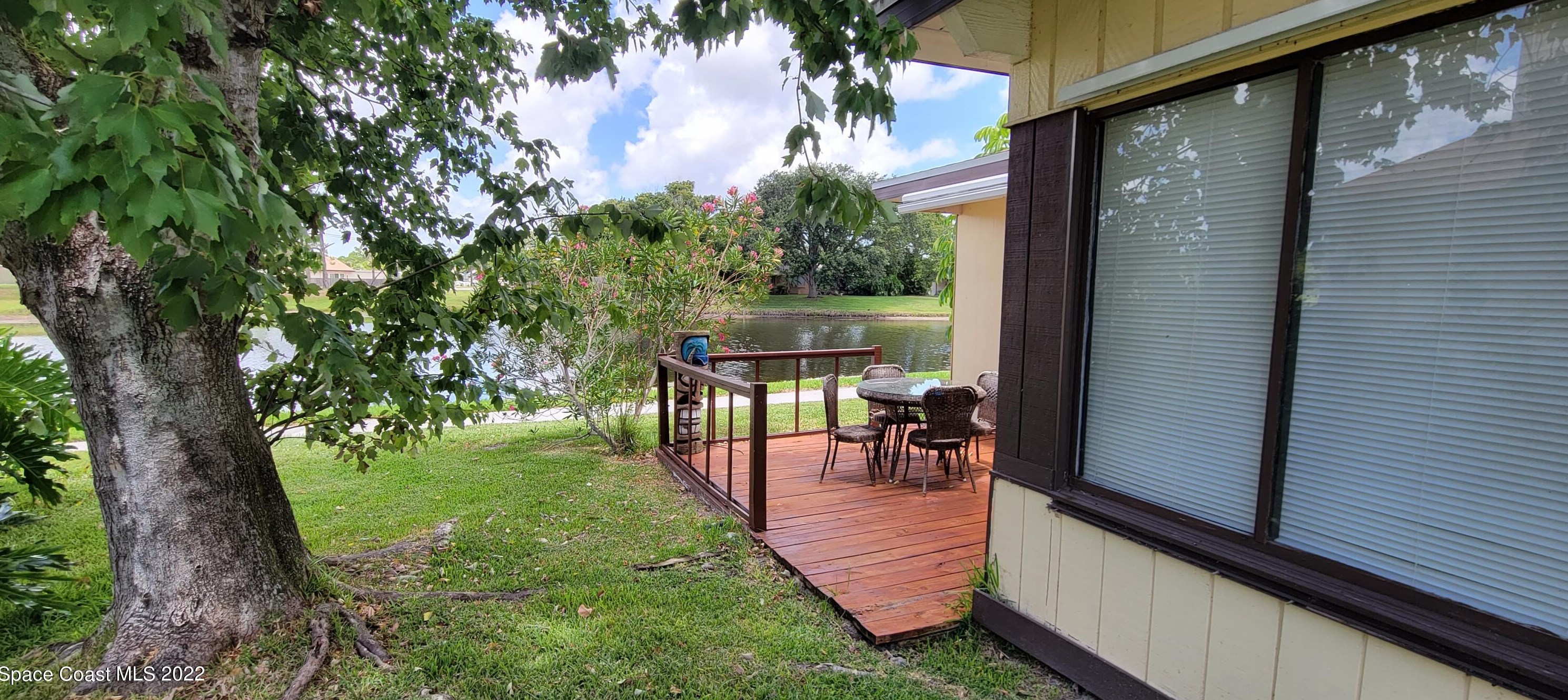 250 Bayhead Dr, Melbourne, FL 32940