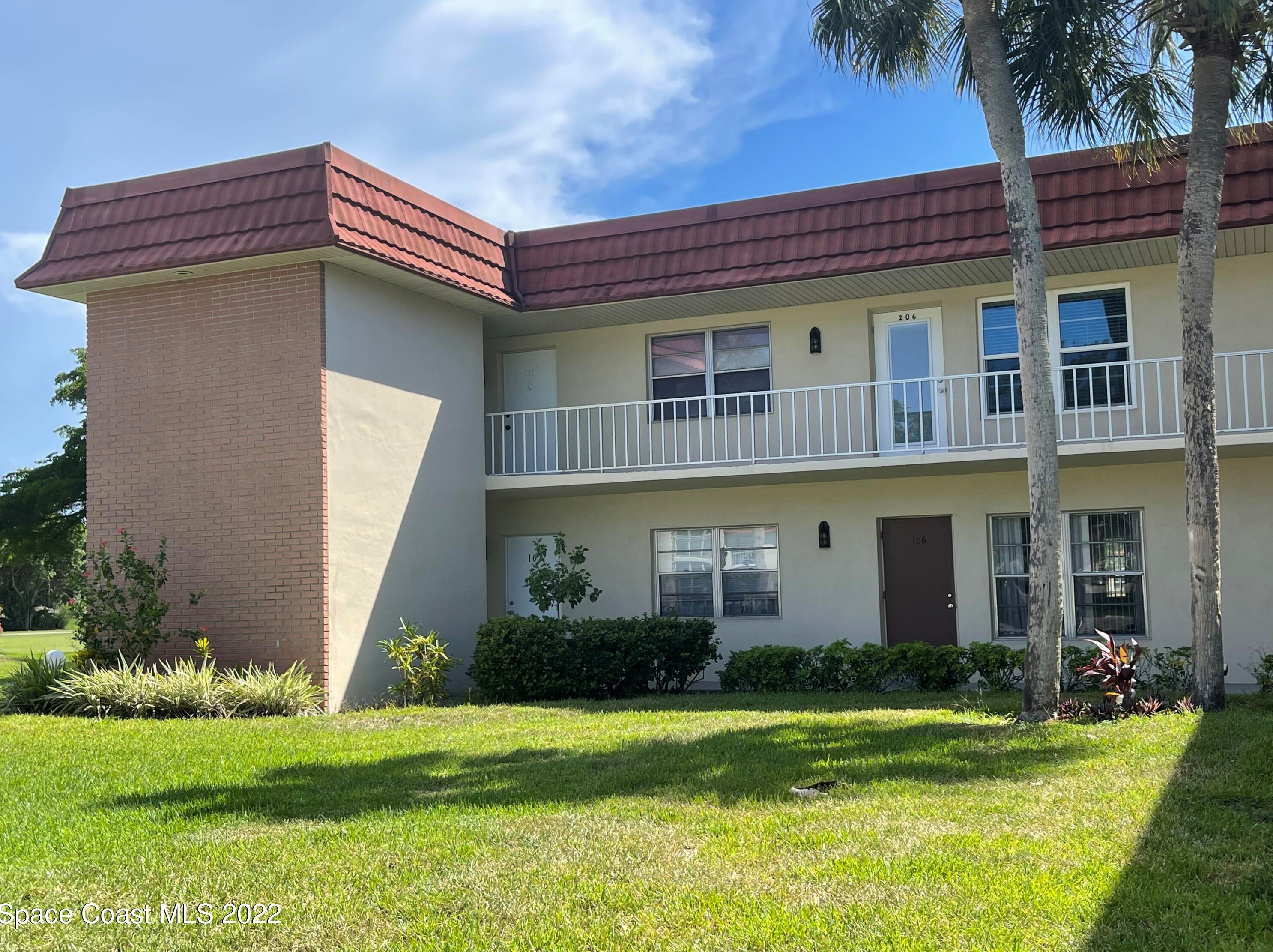 90 Crooked Tree Ln #106, Vero Beach, FL 32962