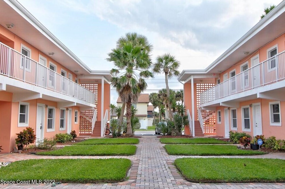 130 Roosevelt Ave #204, Melbourne, FL 32937