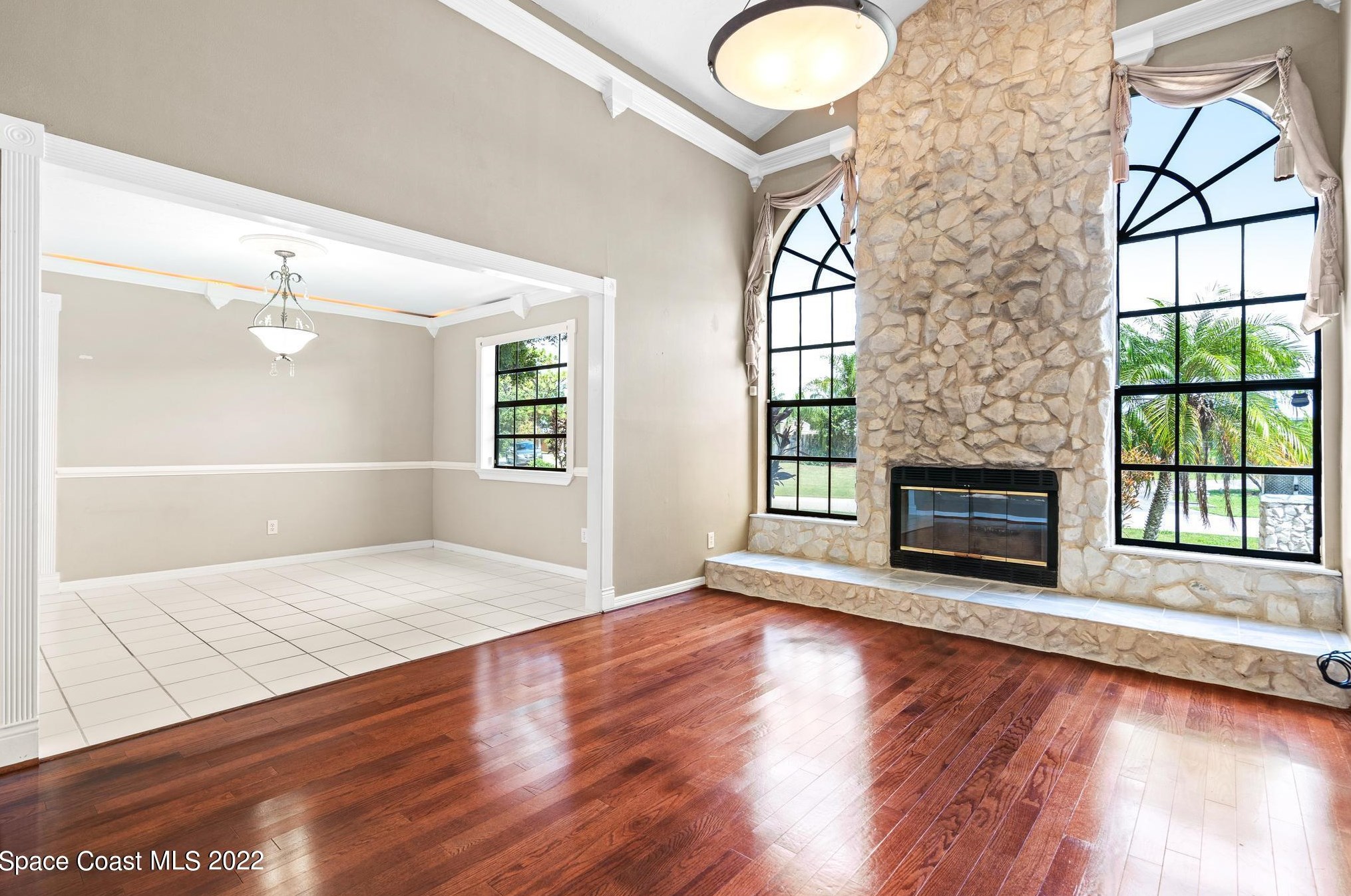 1315 Coventry Cir, Melbourne, FL 32904-8711