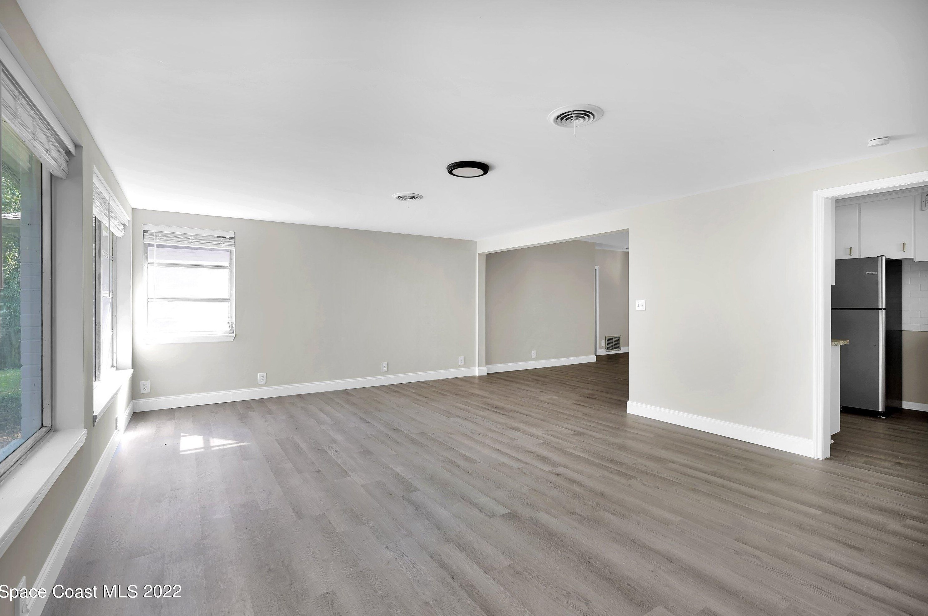 6537 Pottsburg Dr, Jacksonville FL  32211-7255 exterior