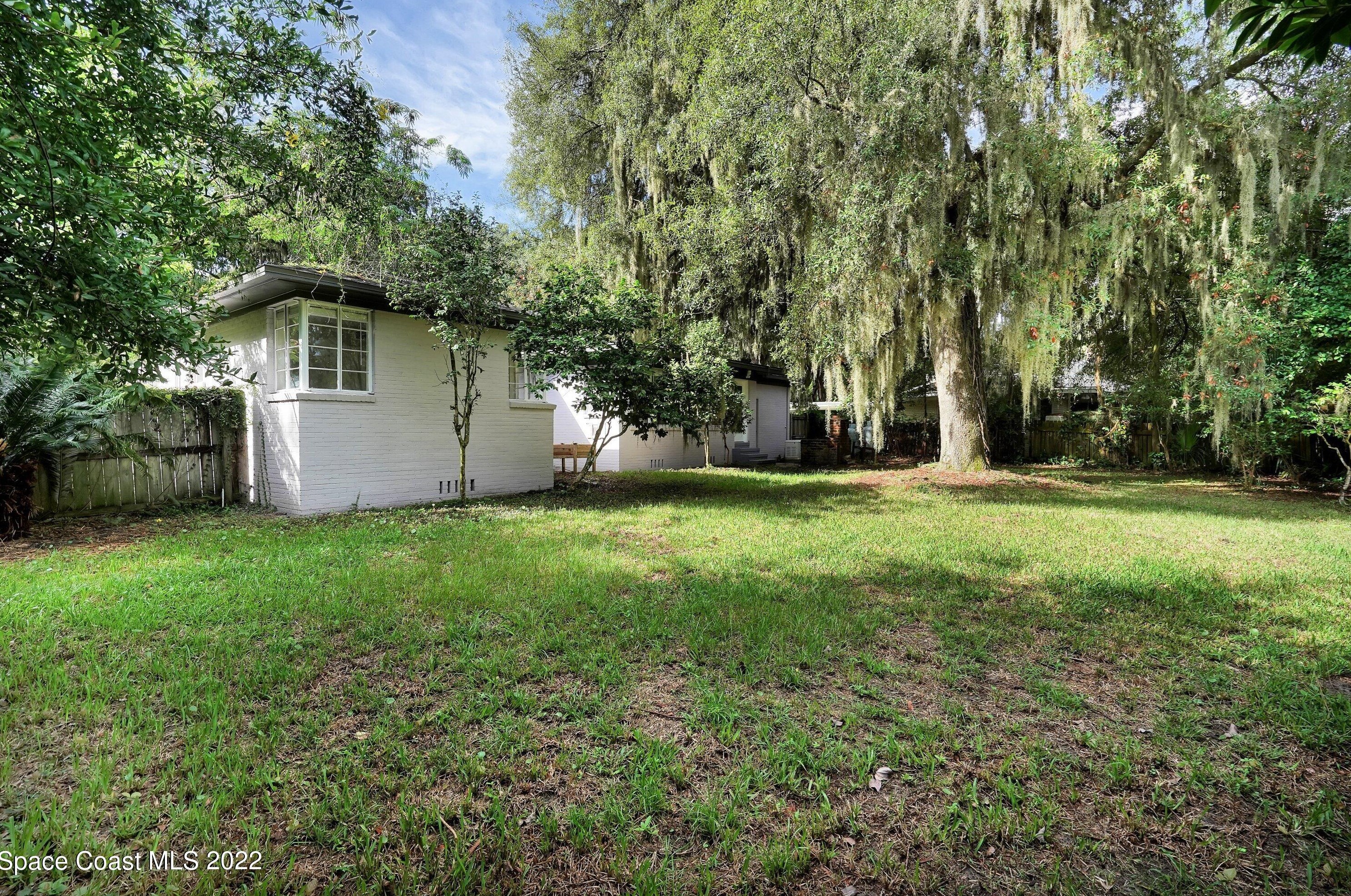 6537 Pottsburg Dr, Jacksonville FL  32211-7255 exterior