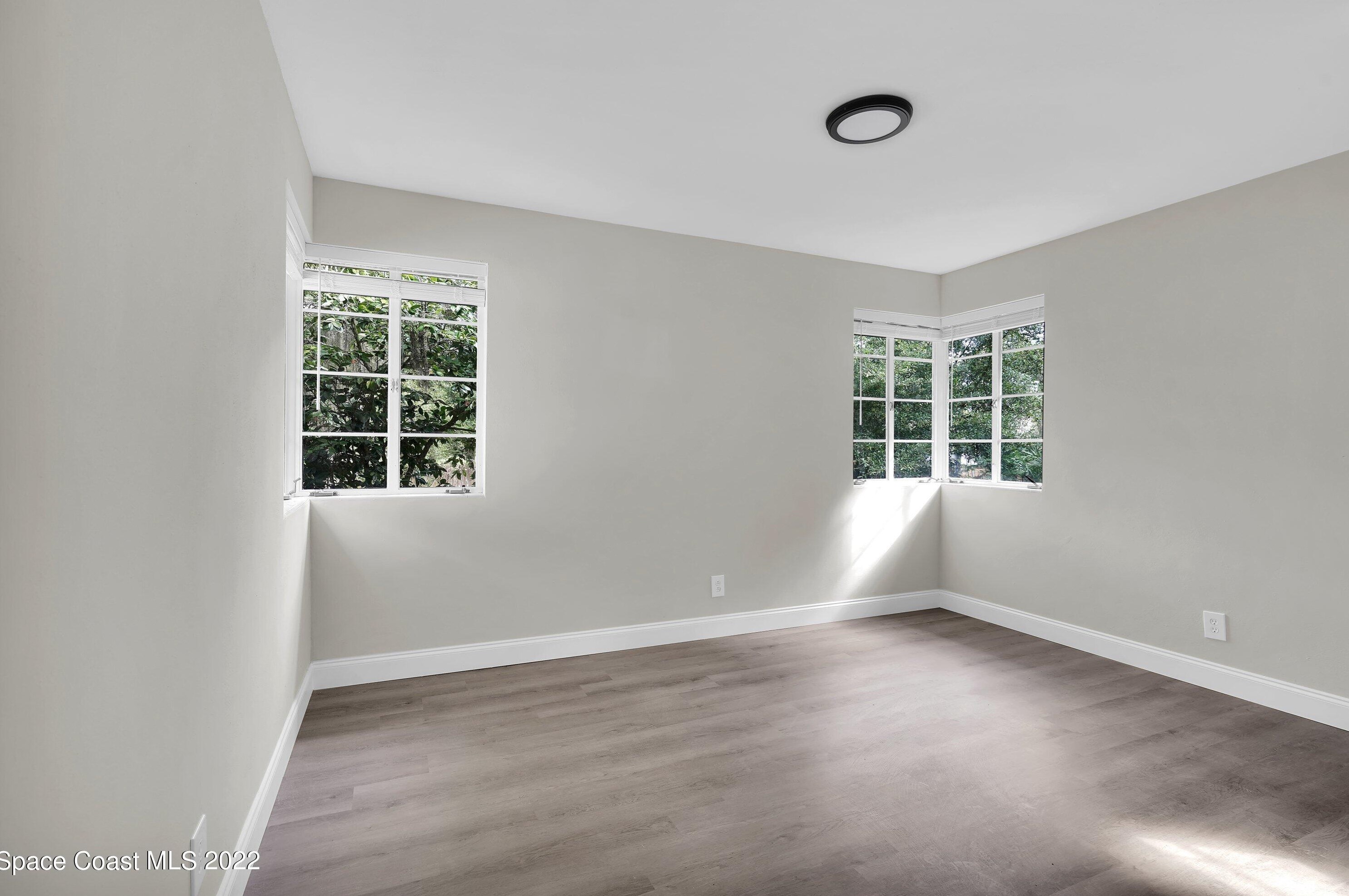 6537 Pottsburg Dr, Jacksonville FL  32211-7255 exterior