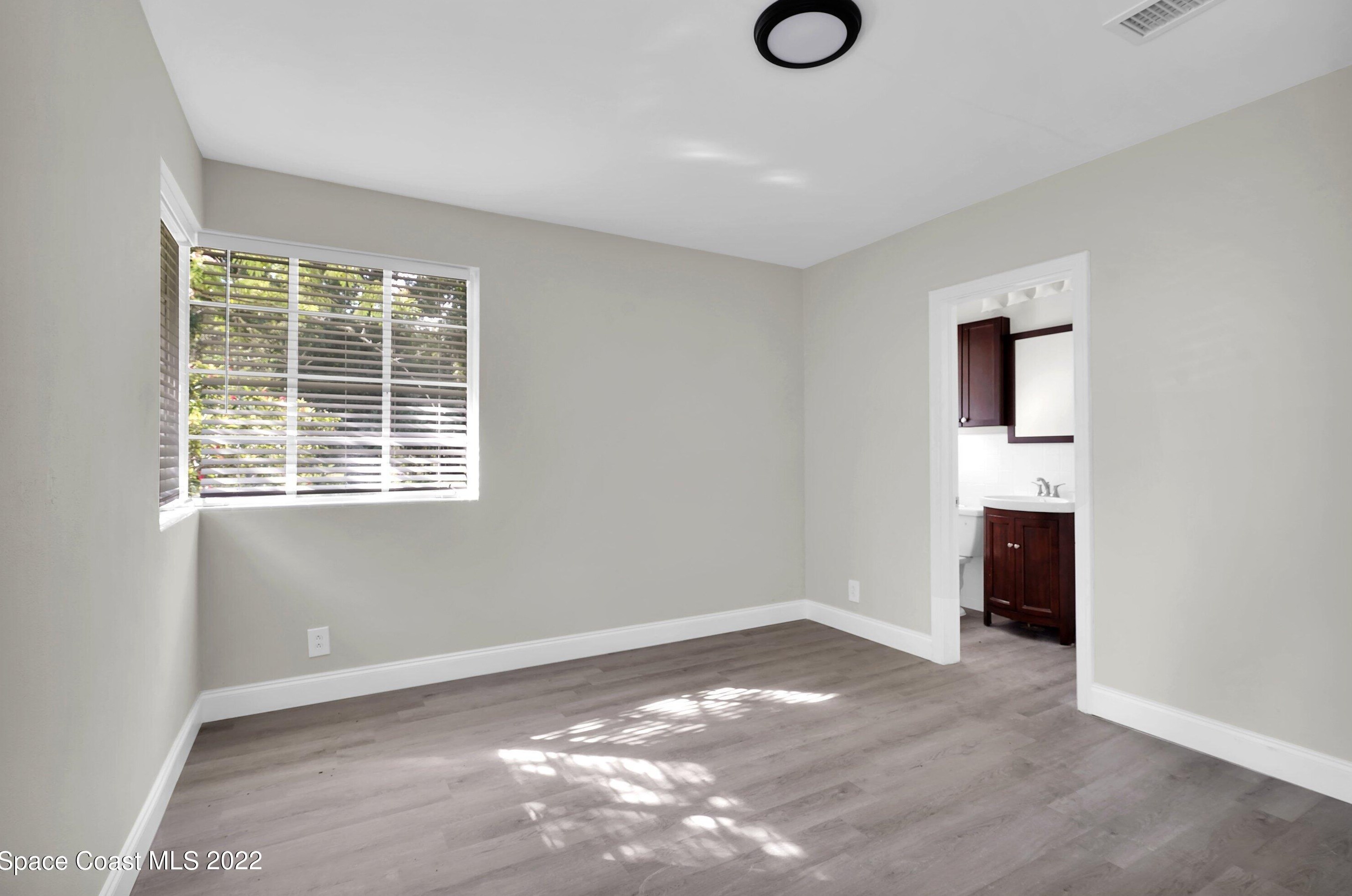 6537 Pottsburg Dr, Jacksonville FL  32211-7255 exterior