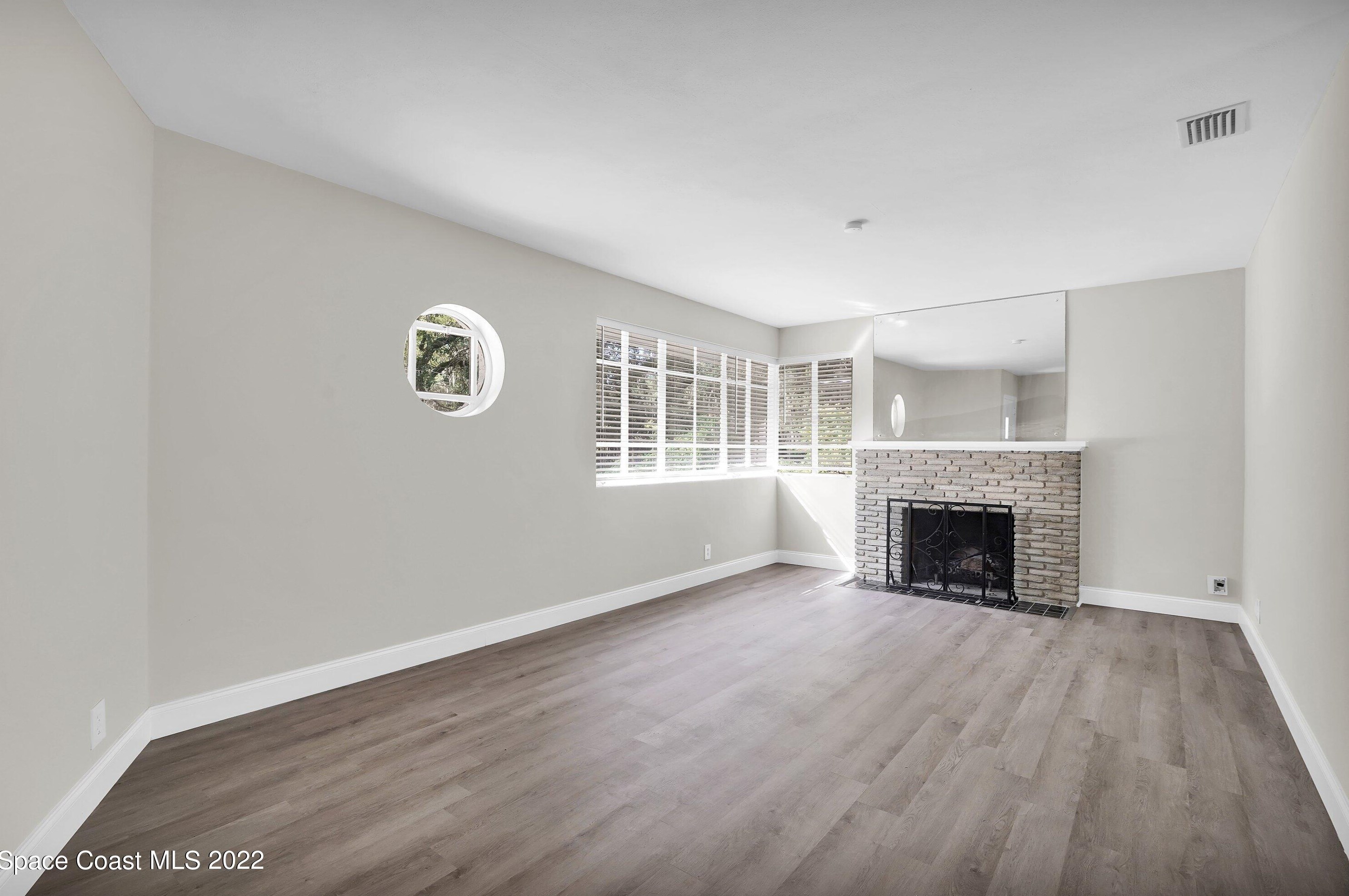 6537 Pottsburg Dr, Jacksonville FL  32211-7255 exterior