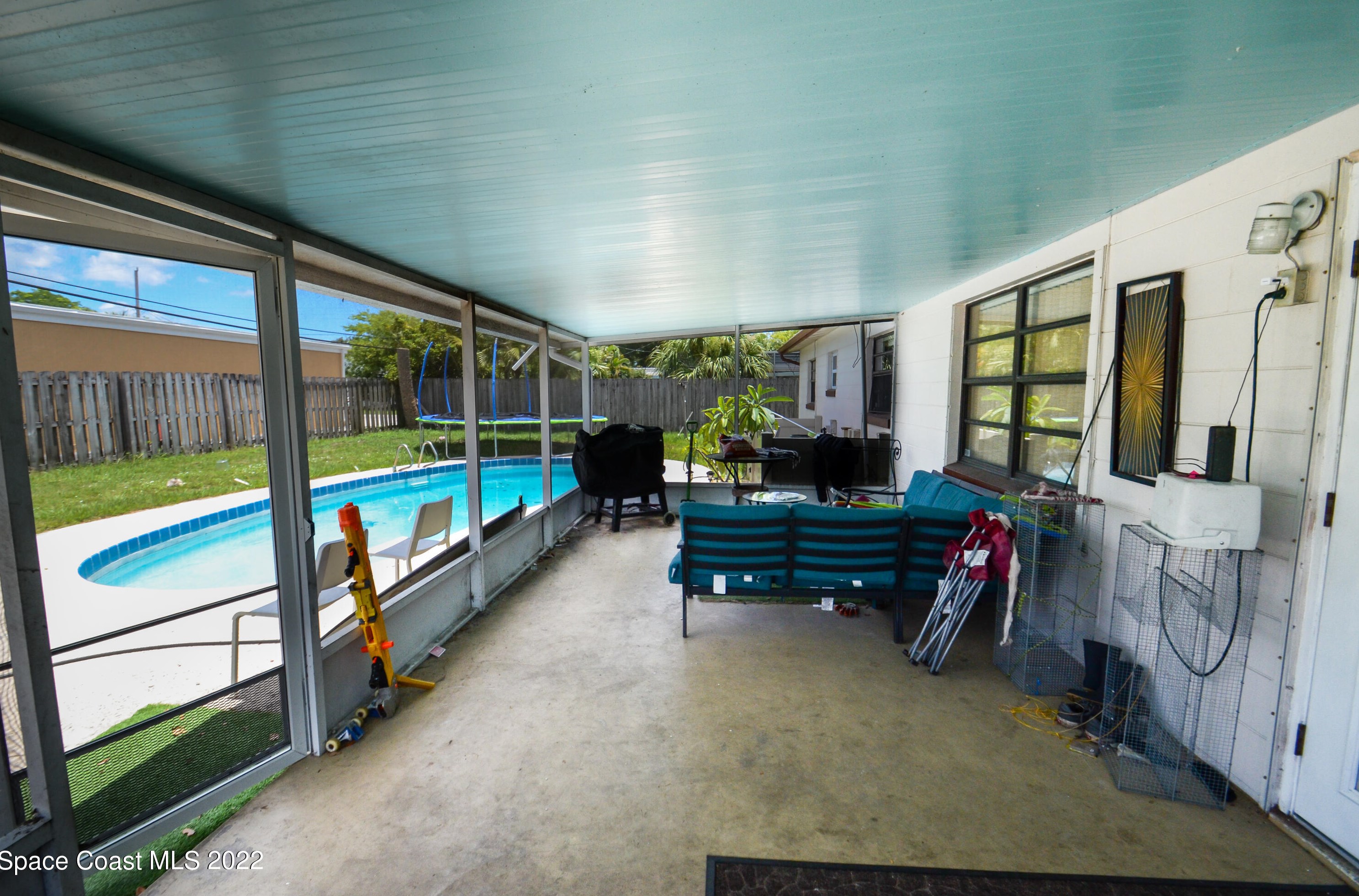 20 Carib Dr, Merritt Island FL  32952-3613 exterior