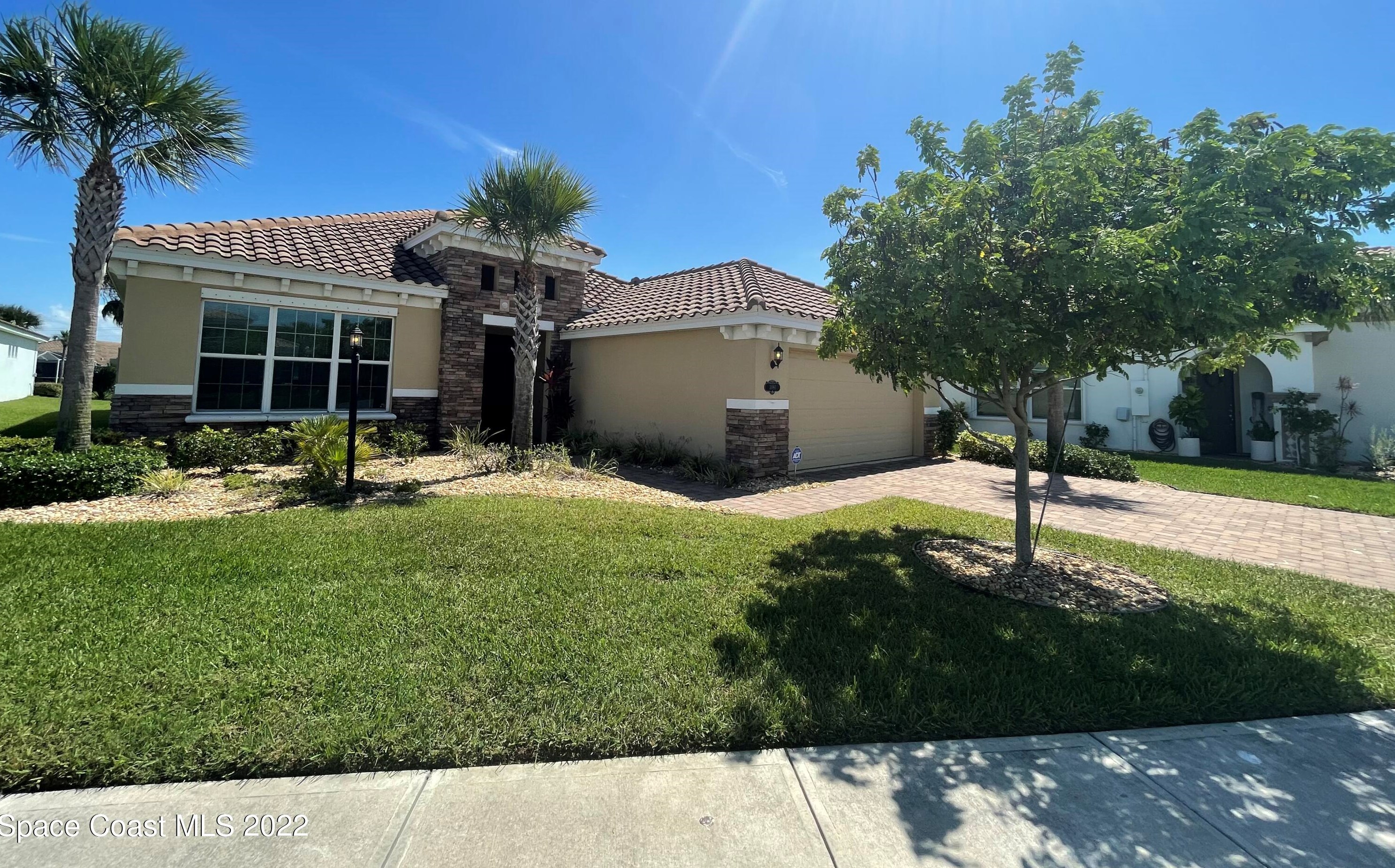 3890 Poseidon, Melbourne, FL 32903