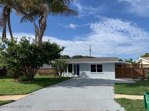 365 Hula Cir, Merritt Island, FL 32952-5831