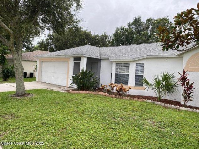 2473 Wolf Creek Dr, Melbourne, FL 32935