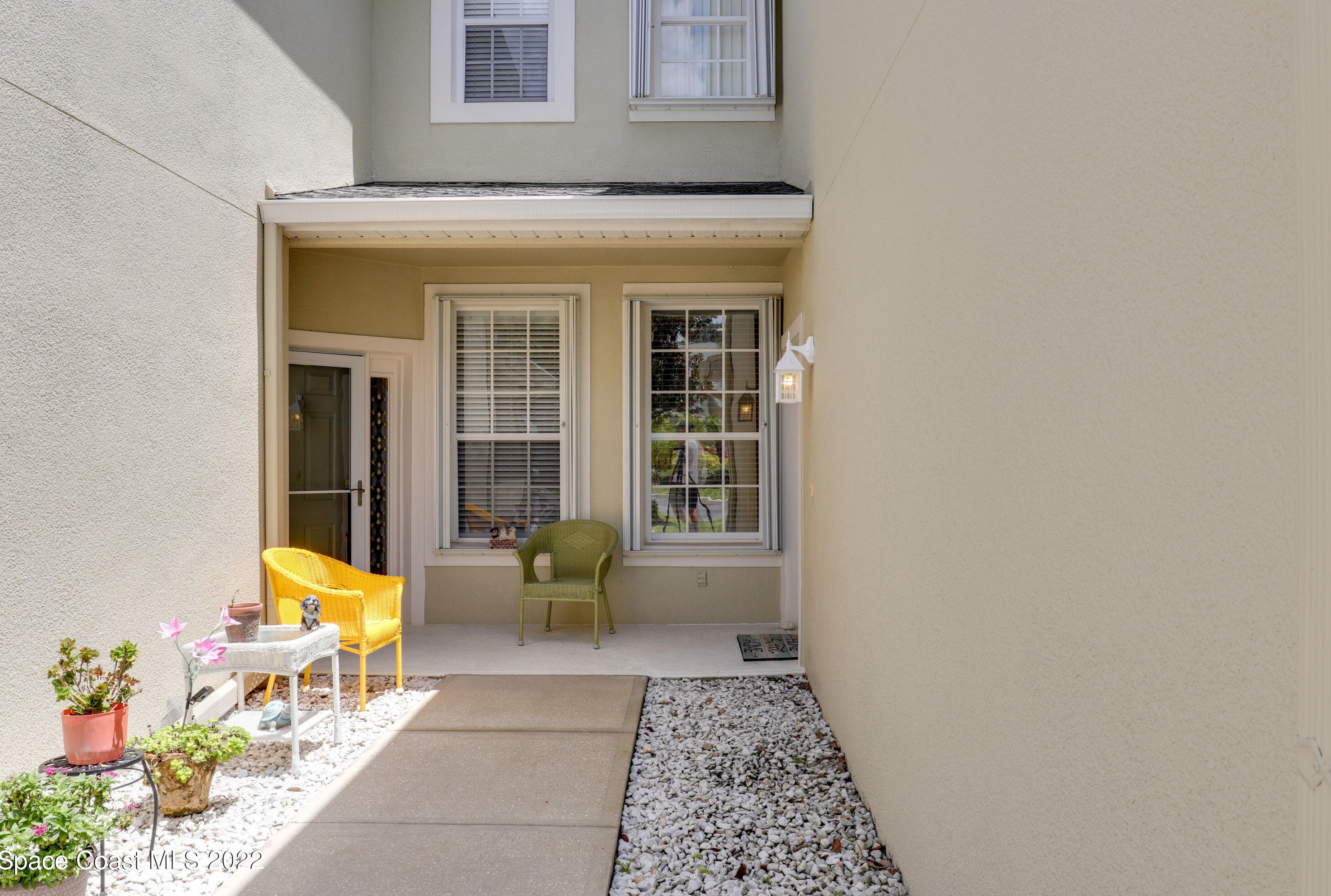 1012 Handsome Cab Ln, Melbourne, FL 32940-8254