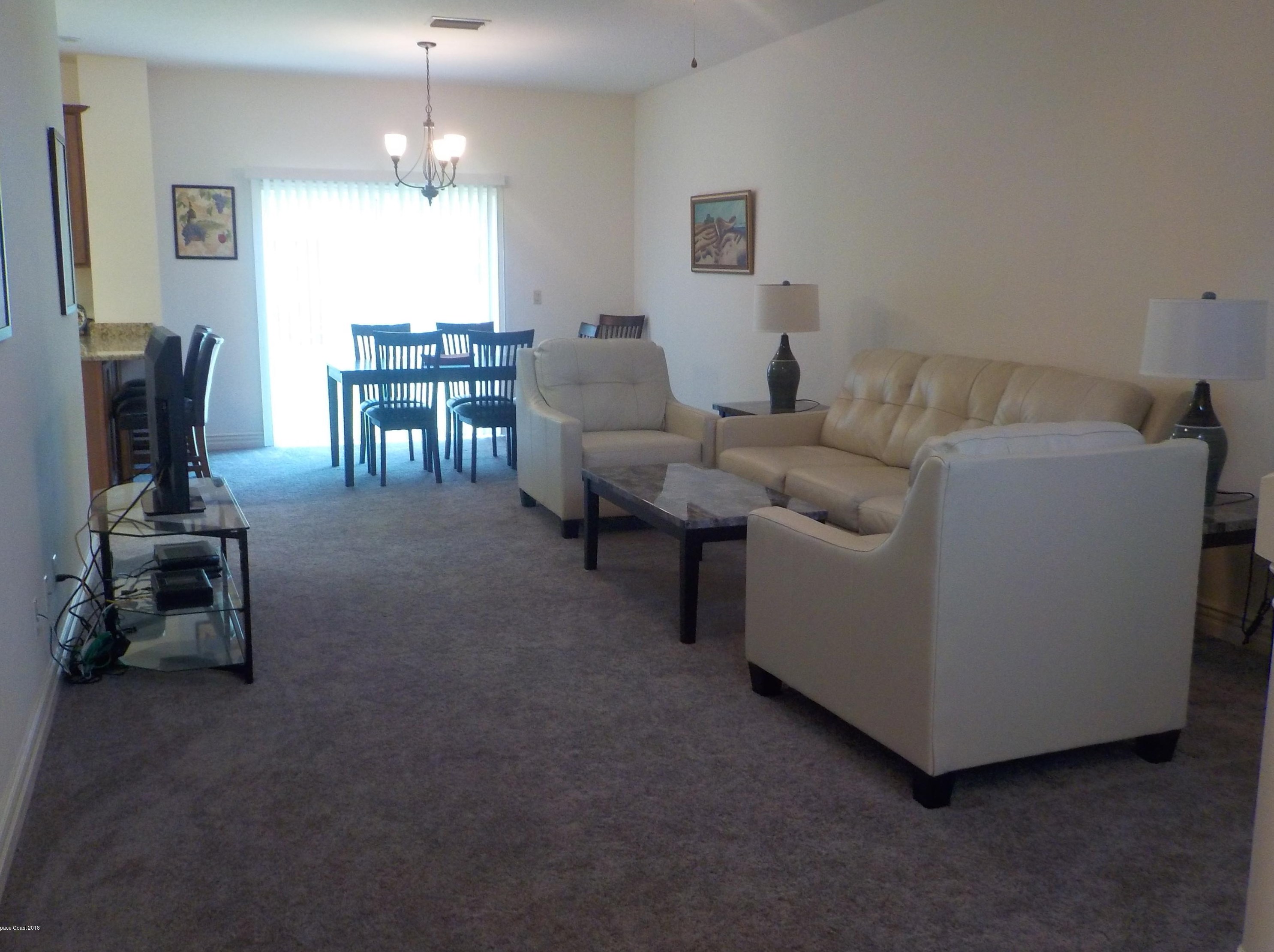 621 Cedar Side Cir Ne, Melbourne, FL 32905