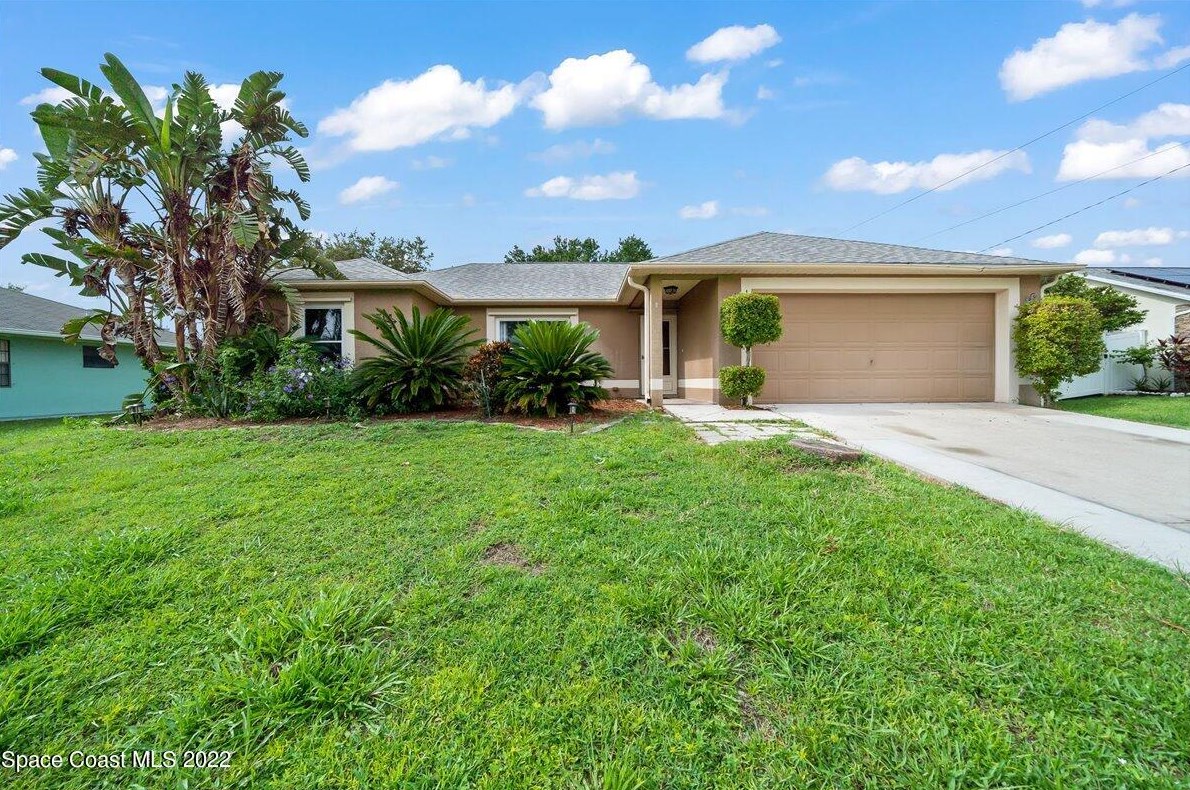 1726 Eatonia St, Melbourne, FL 32907-9405