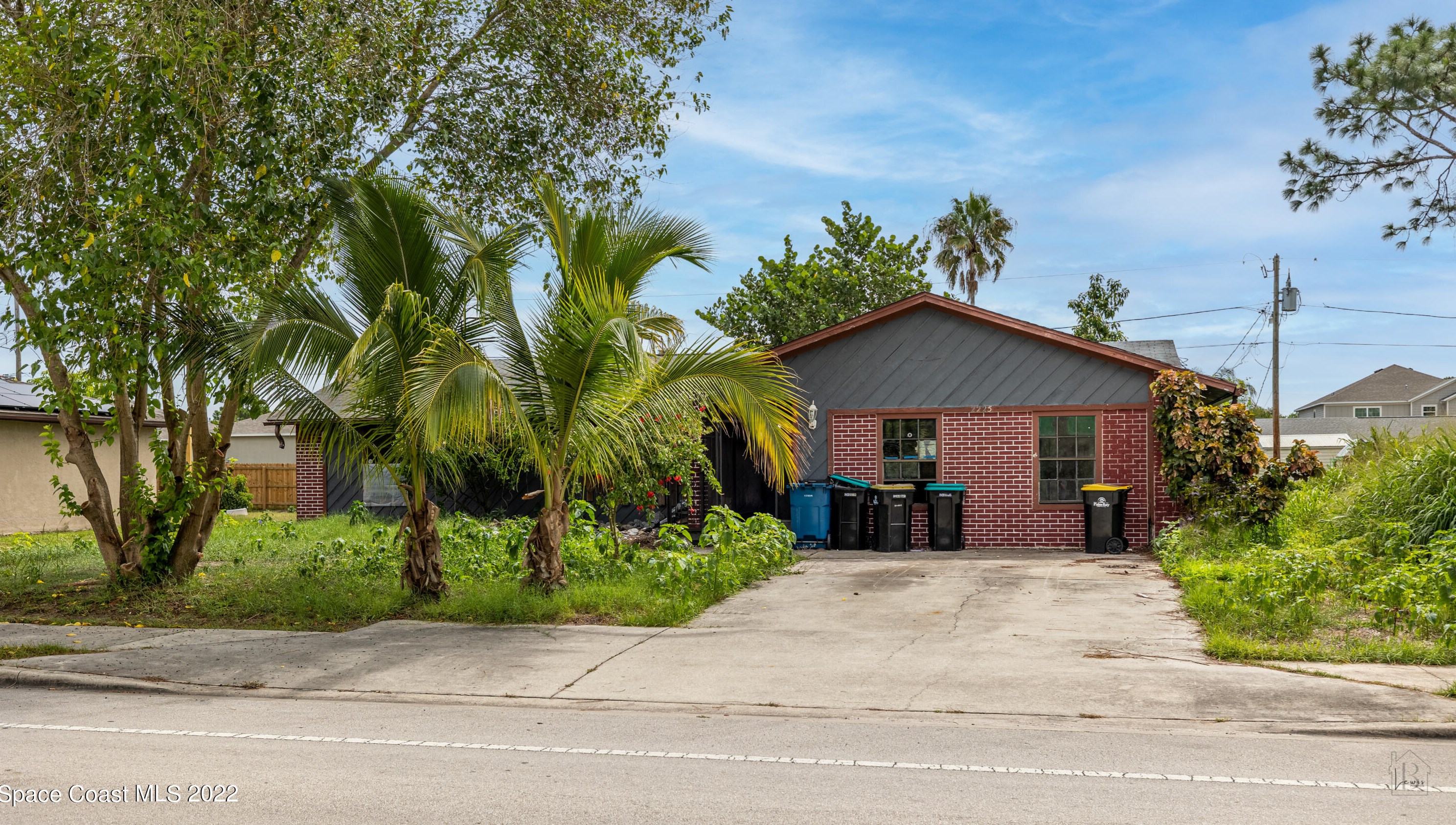 2225 Emerson Dr, Melbourne, FL 32909-4541