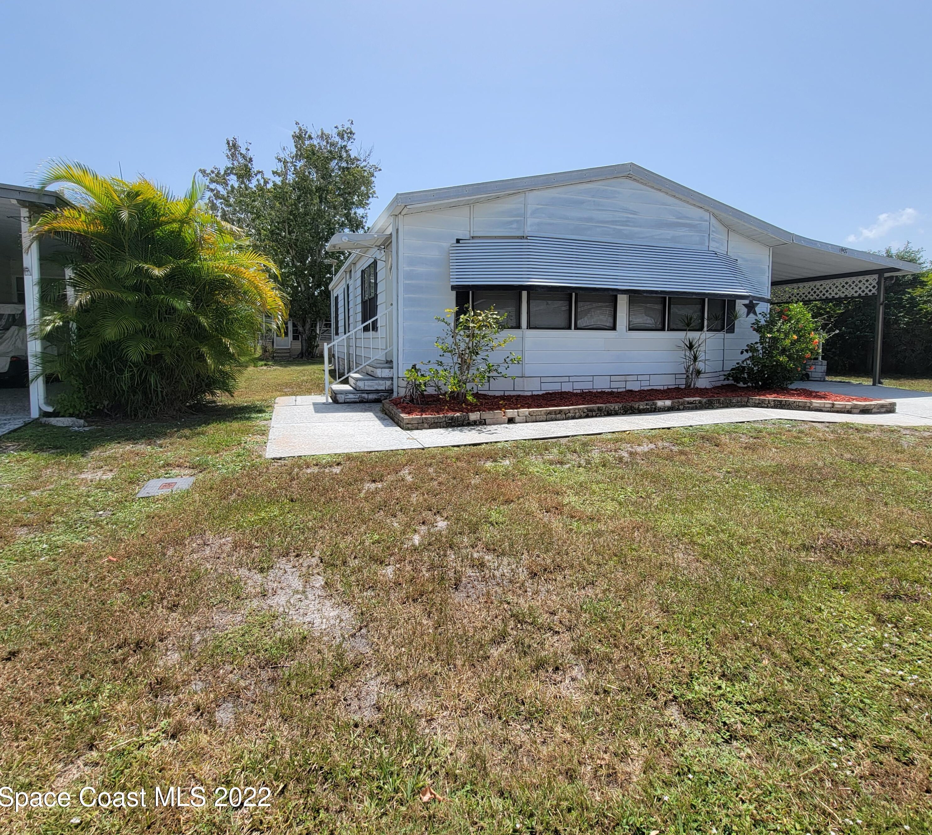 907 Oleander Cir, Sebastian, FL 32976