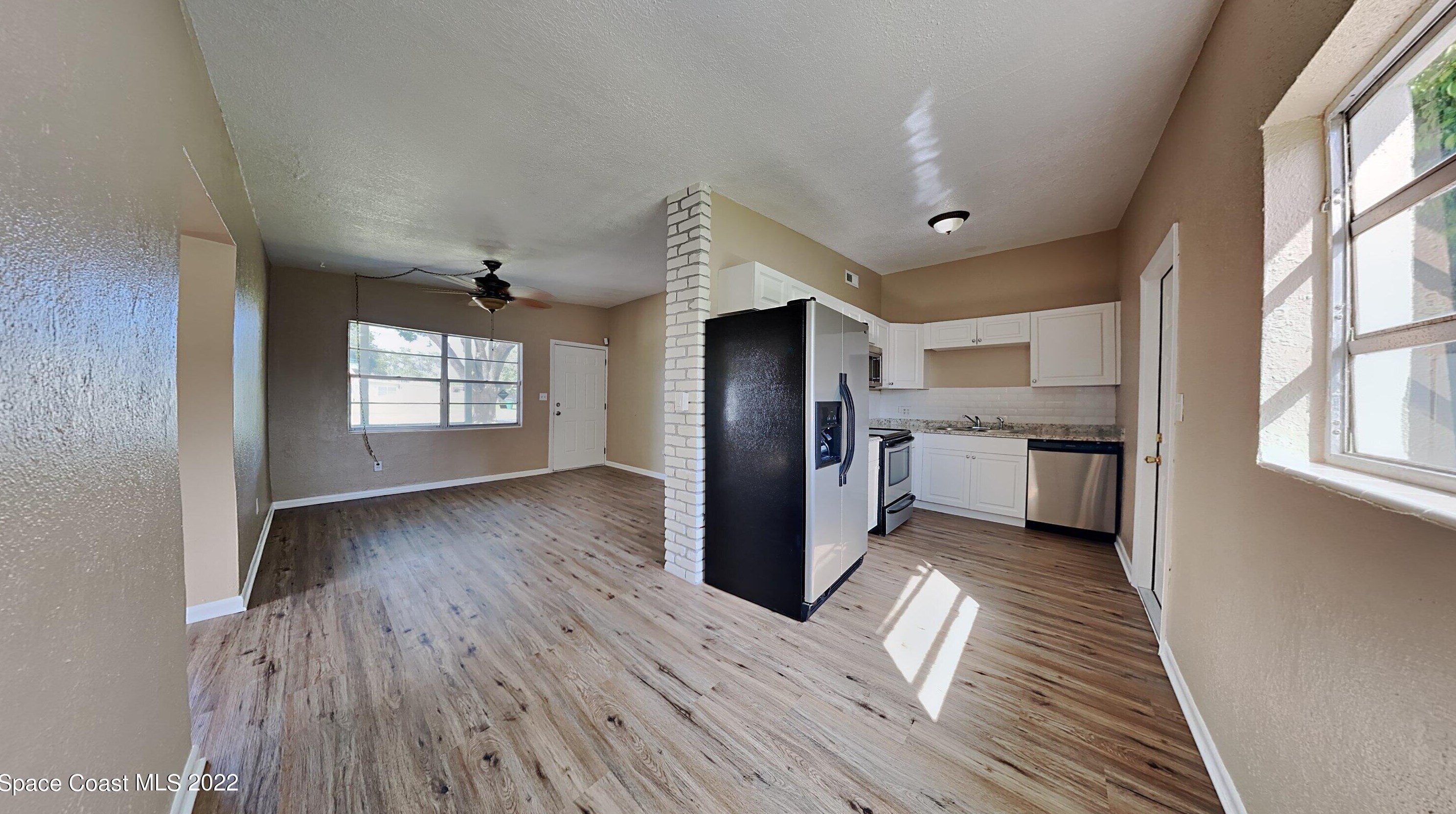 1892 Mosswood Dr, Melbourne, FL 32935-6036