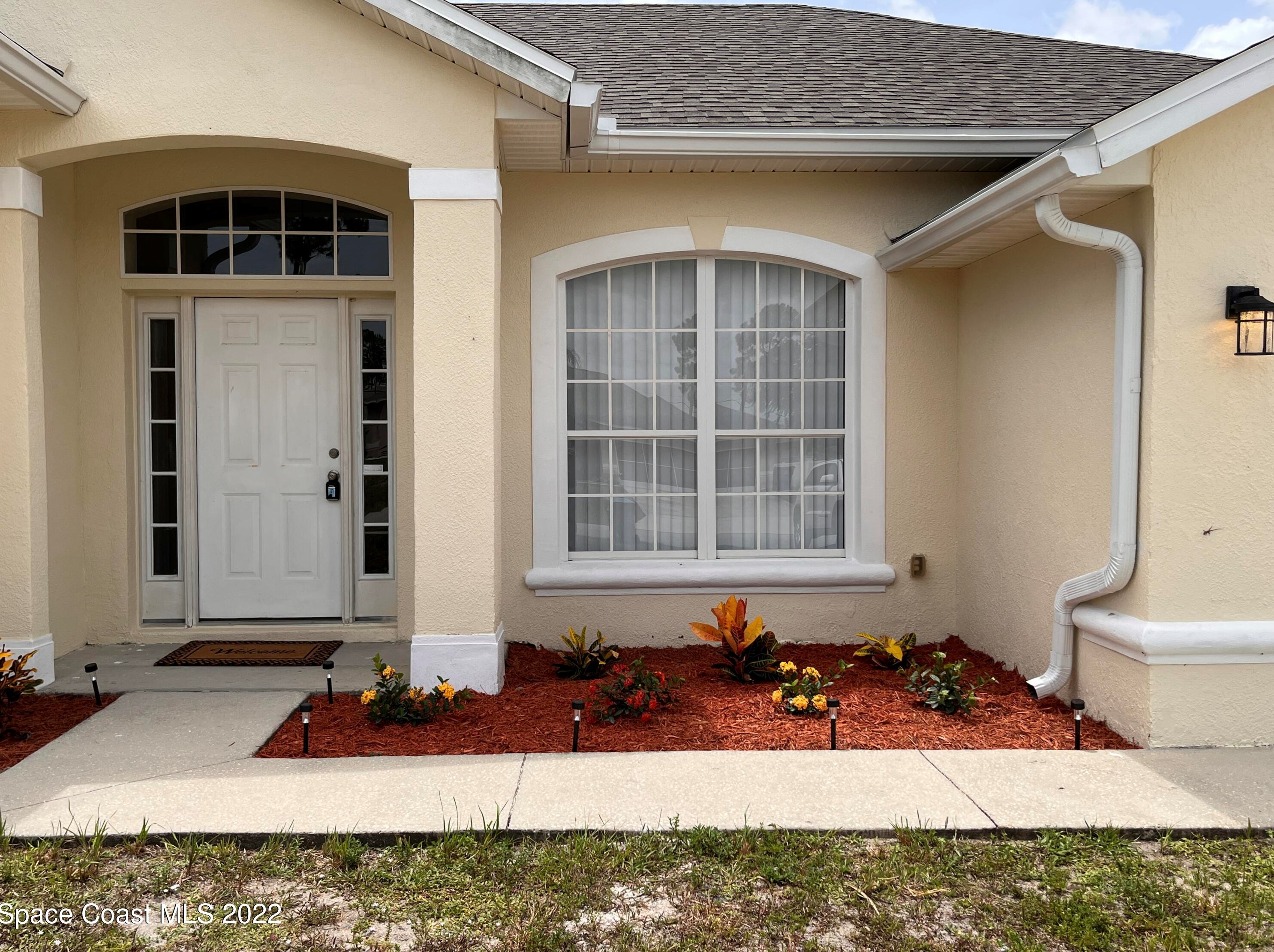 328 Hammonton St, Melbourne, FL 32908-1262