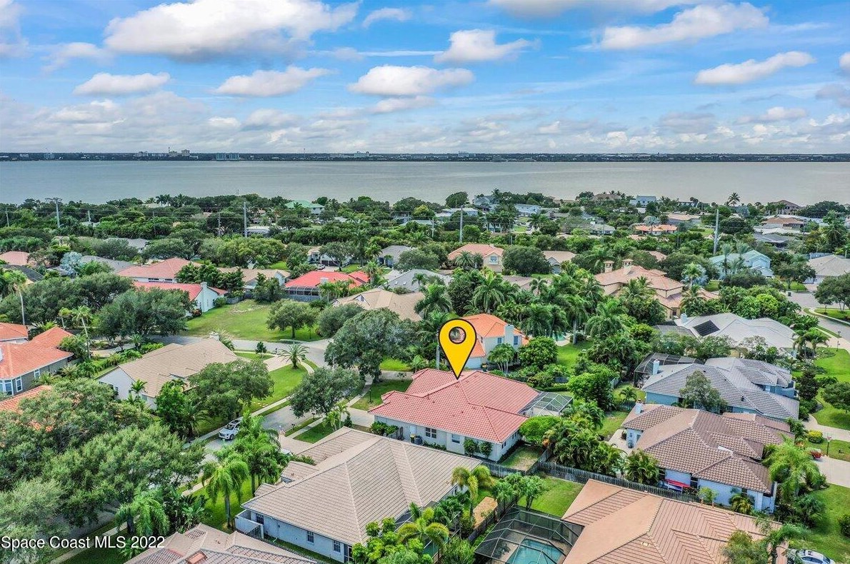 535 Newport Dr, Melbourne FL  32903-4026 exterior