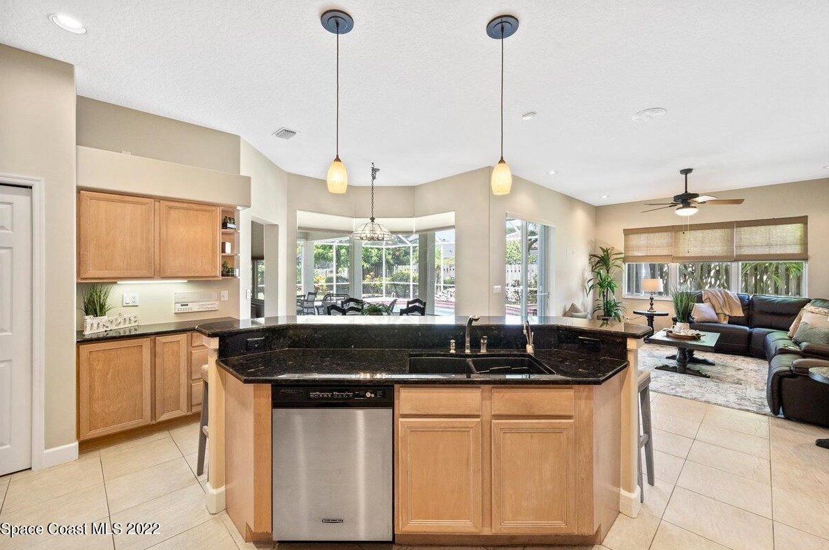 535 Newport Dr, Melbourne FL  32903-4026 exterior