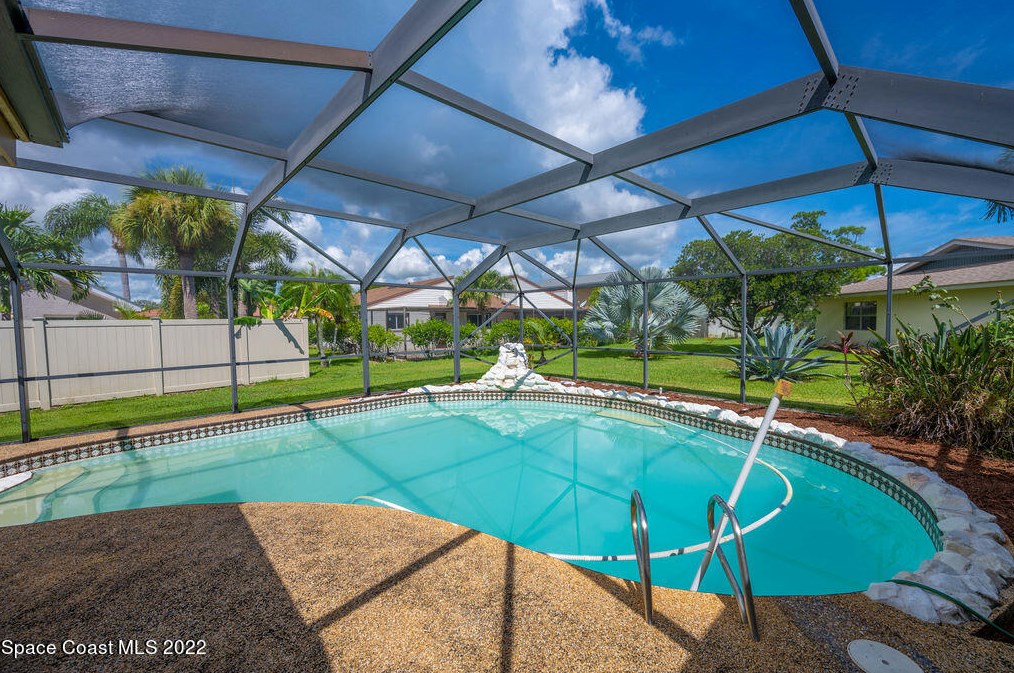 714 Medinah Rd, Melbourne, FL 32940-7804