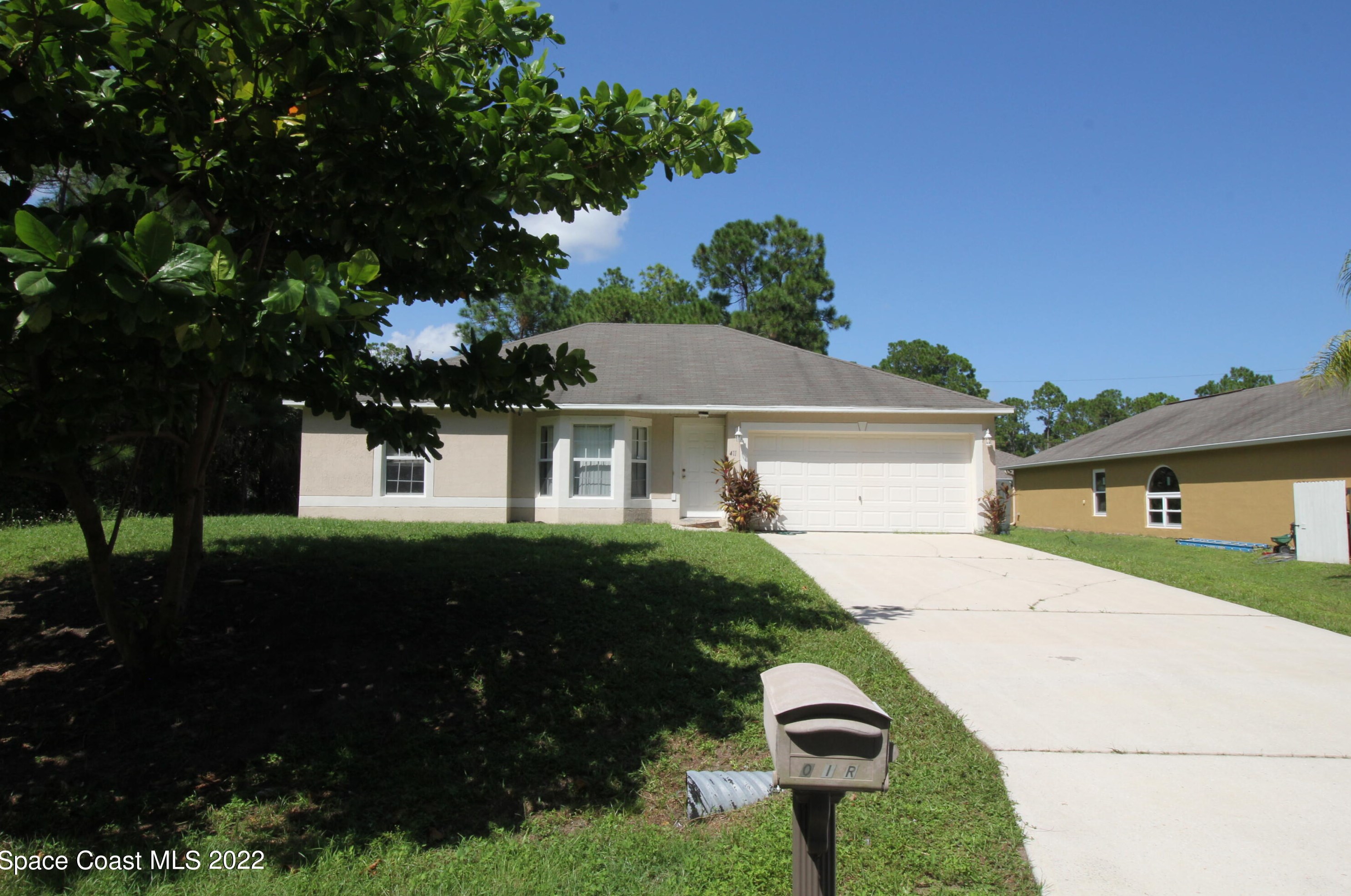 411 Oceanside St, Melbourne, FL 32908-7127