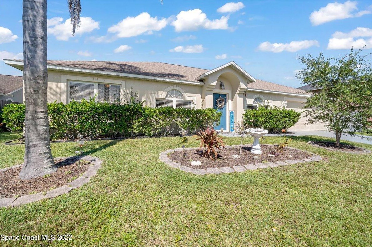 1042 Fairplay Ave, Melbourne, FL 32907-9442
